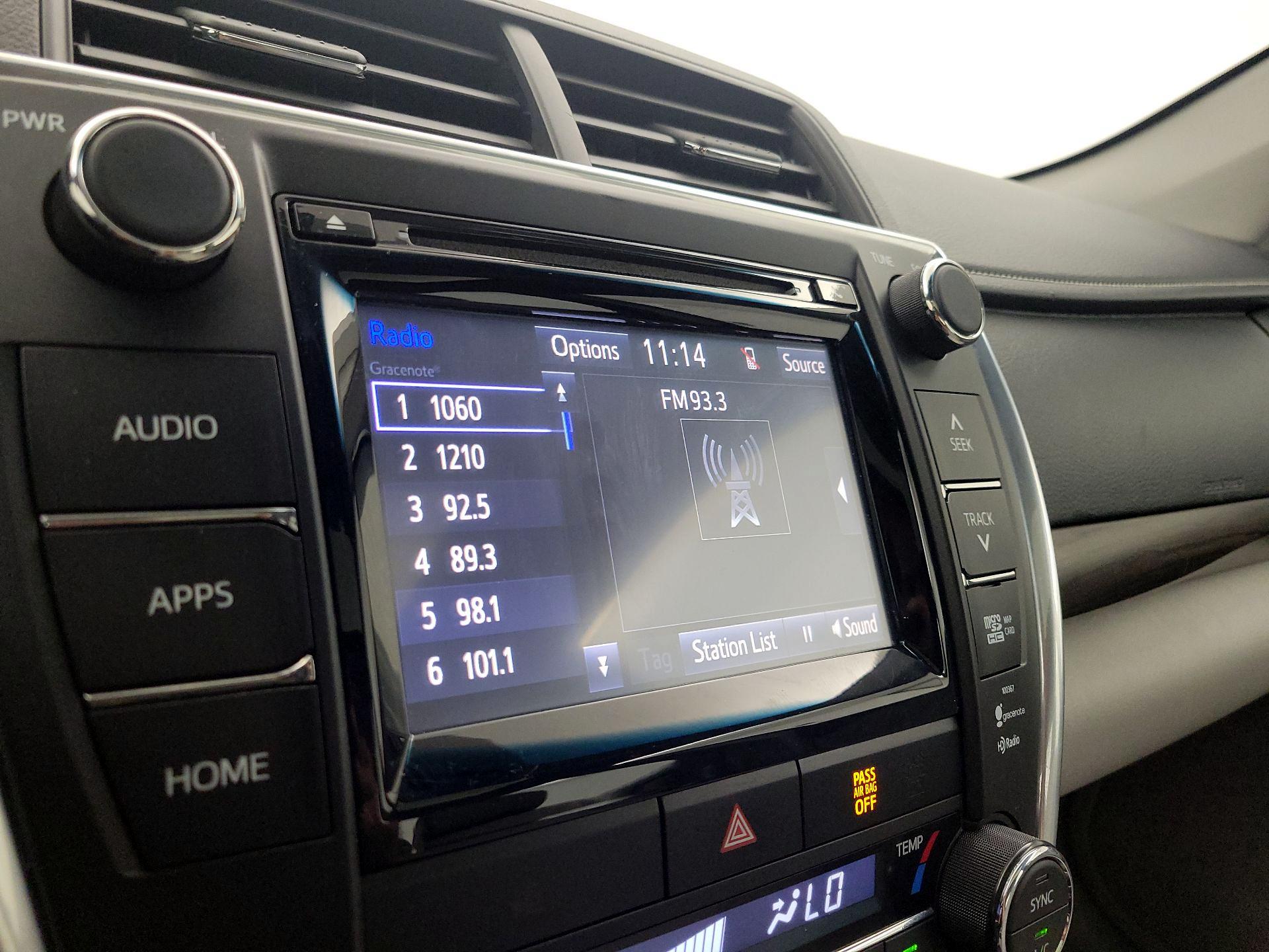 Thumbnail: 2015 Toyota Camry - 15