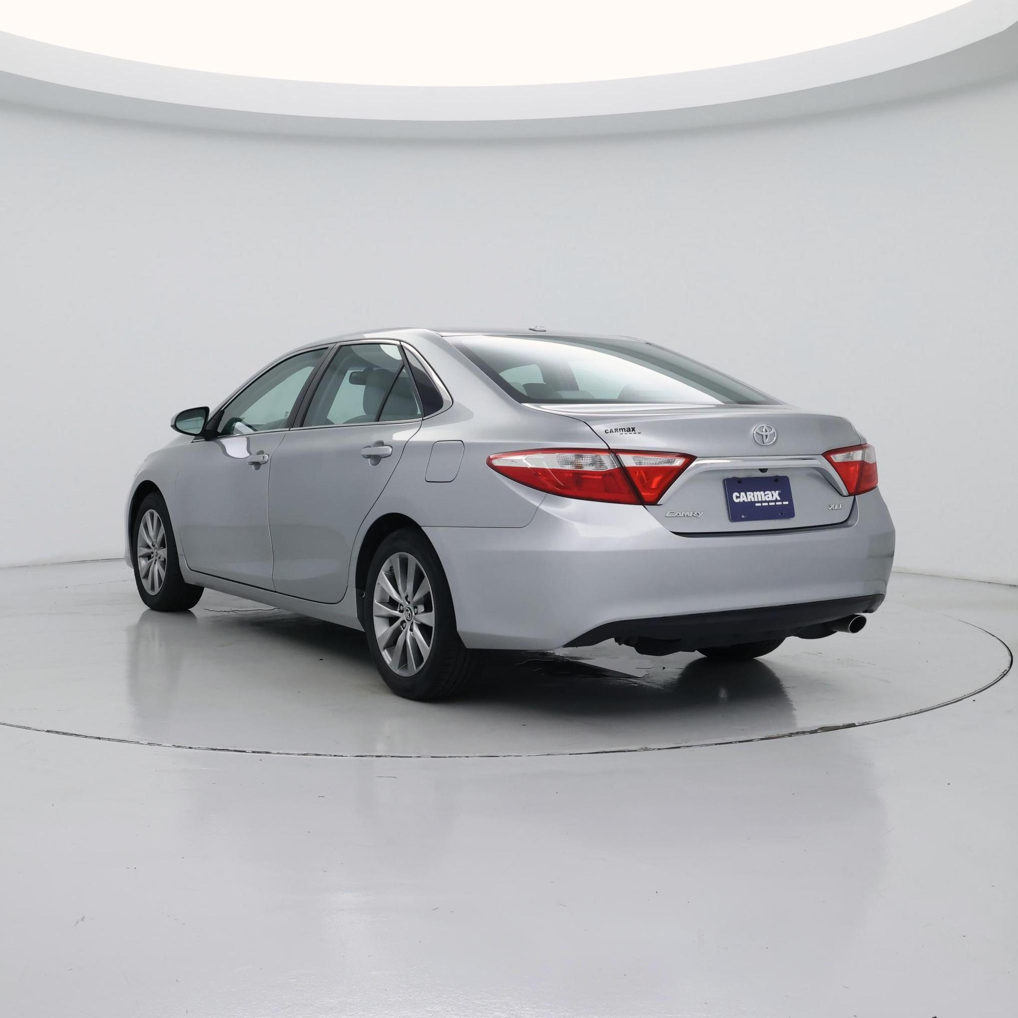 Thumbnail: 2015 Toyota Camry - 2