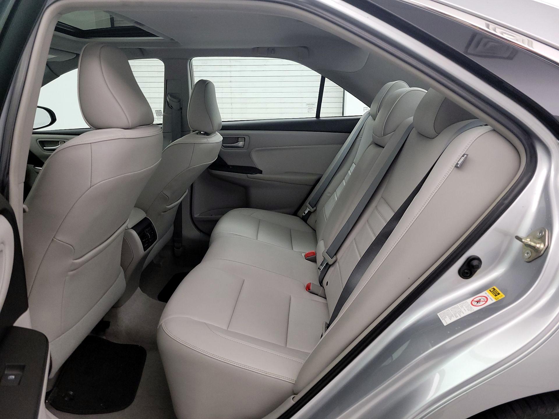Thumbnail: 2015 Toyota Camry - 20