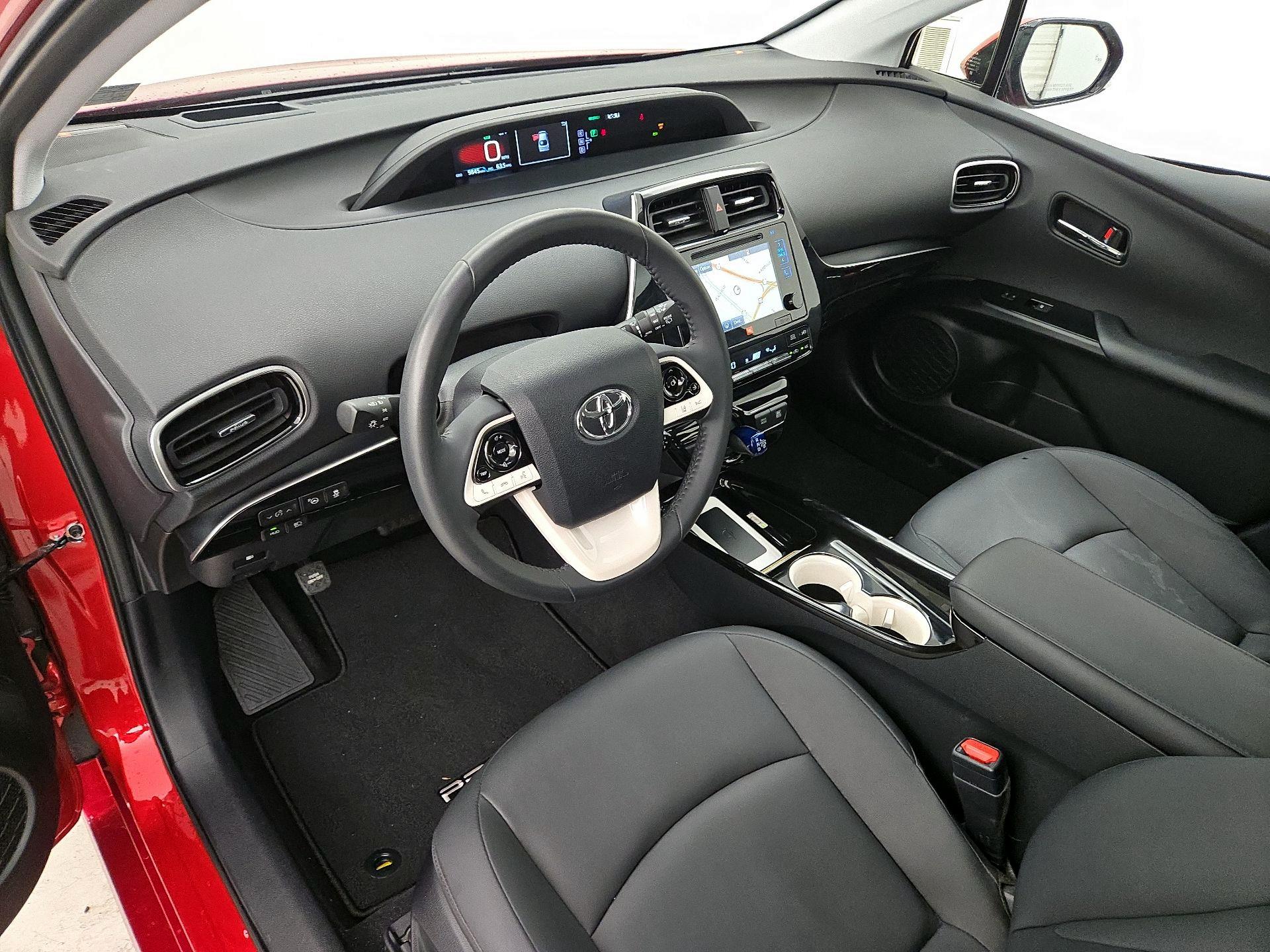 Thumbnail: 2016 Toyota Prius - 11