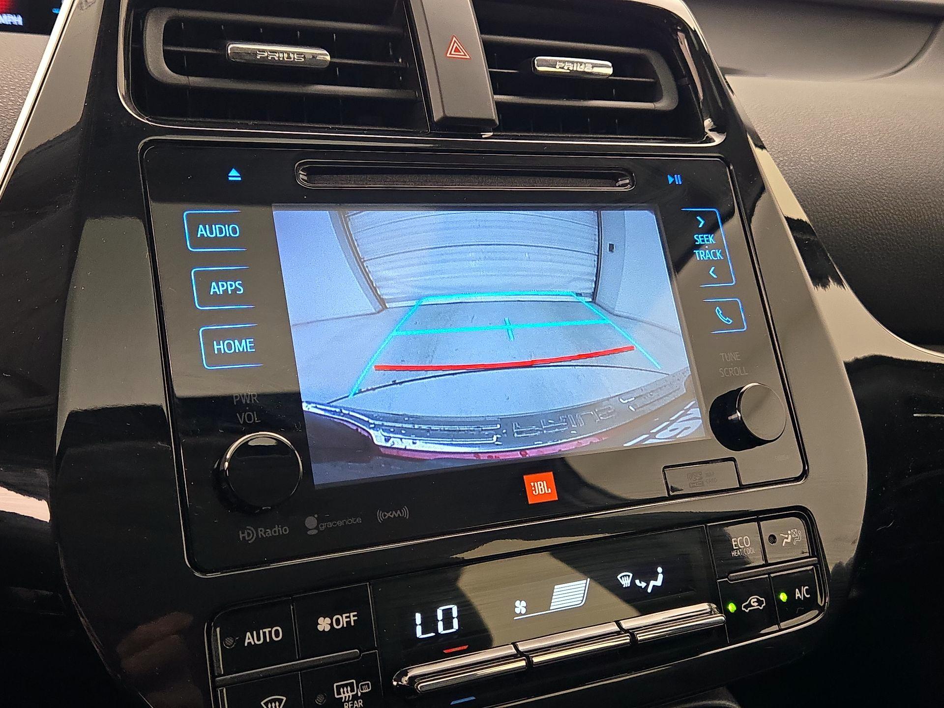 Thumbnail: 2016 Toyota Prius - 15