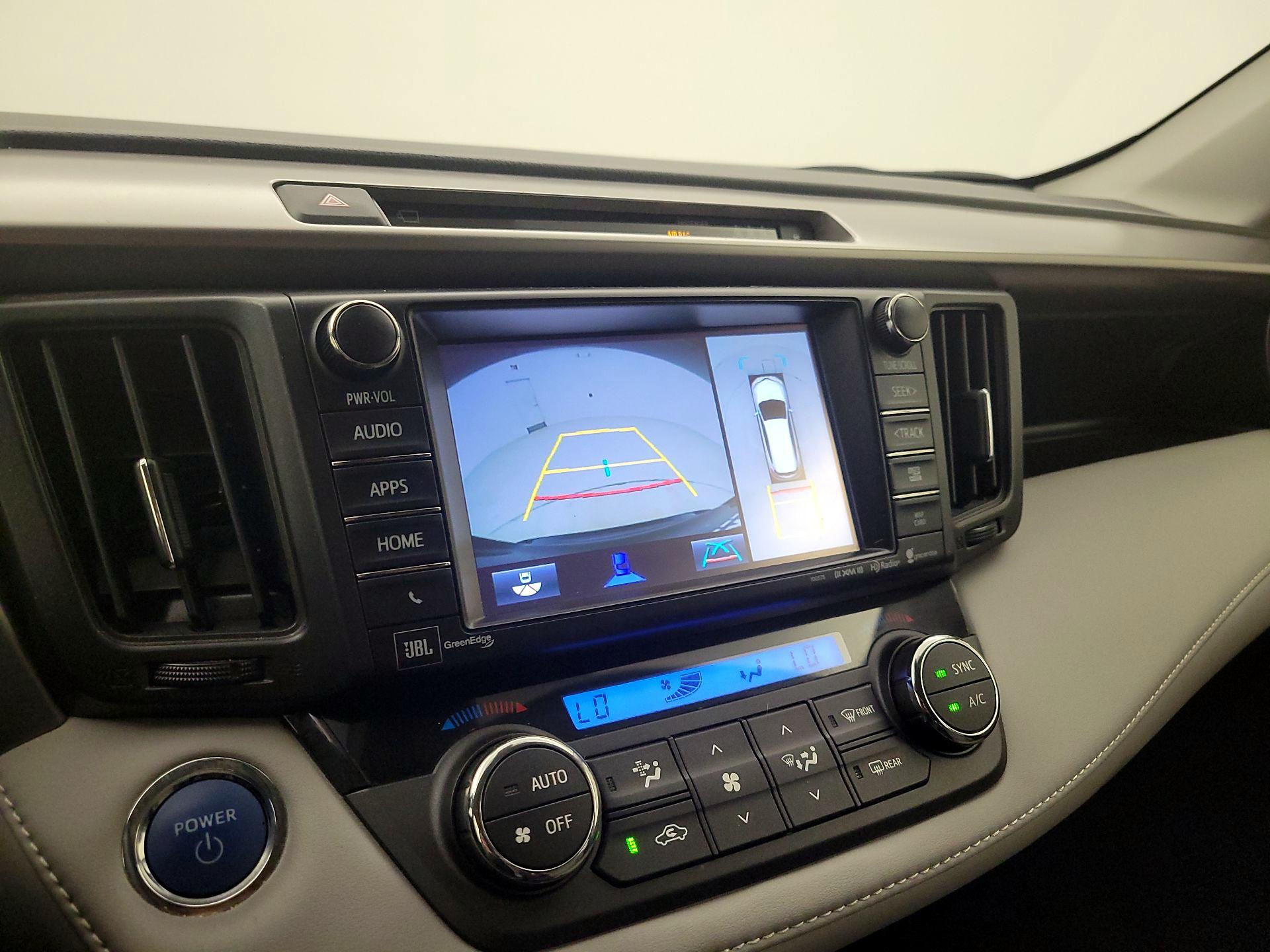 Thumbnail: 2018 Toyota RAV4 - 14