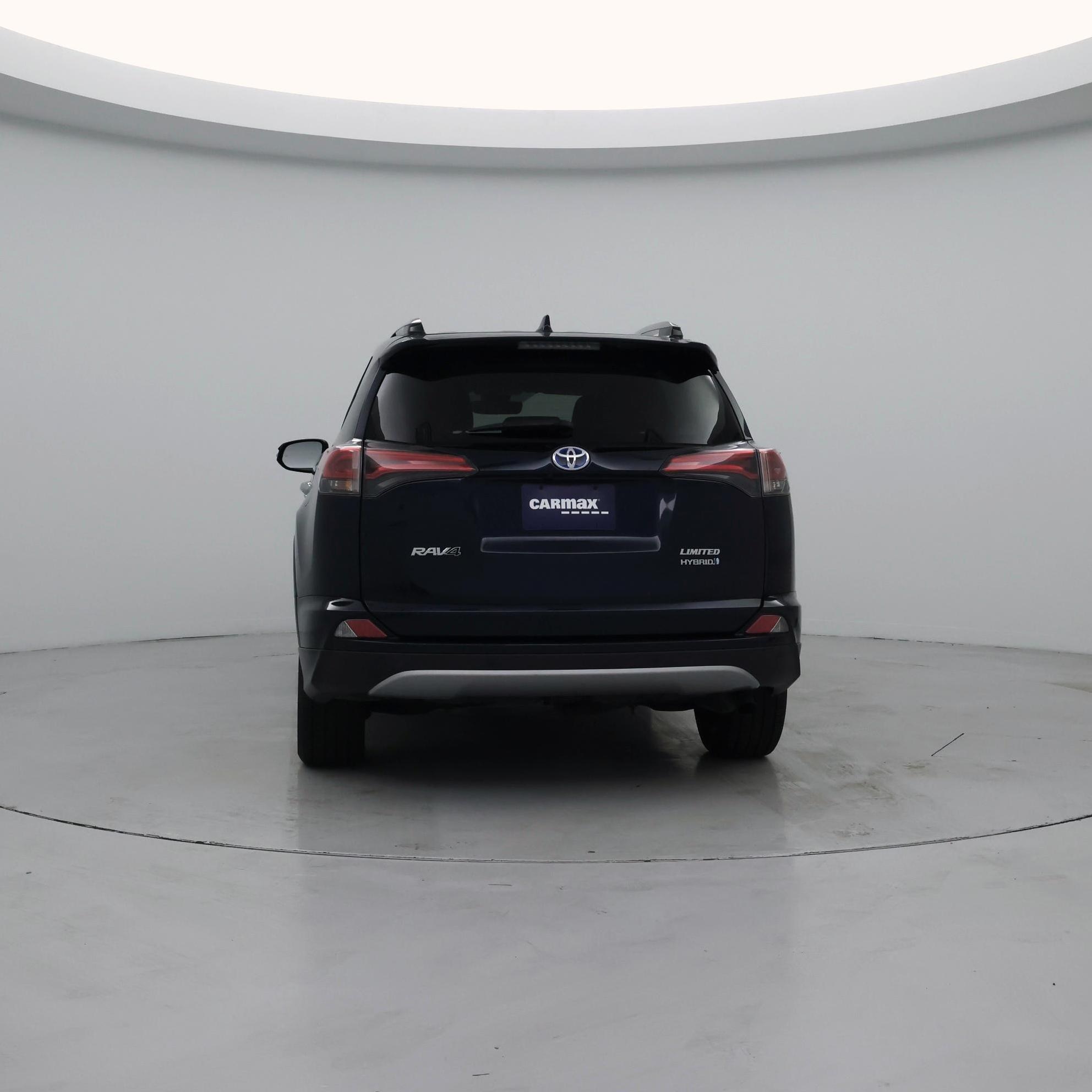 Thumbnail: 2018 Toyota RAV4 - 6