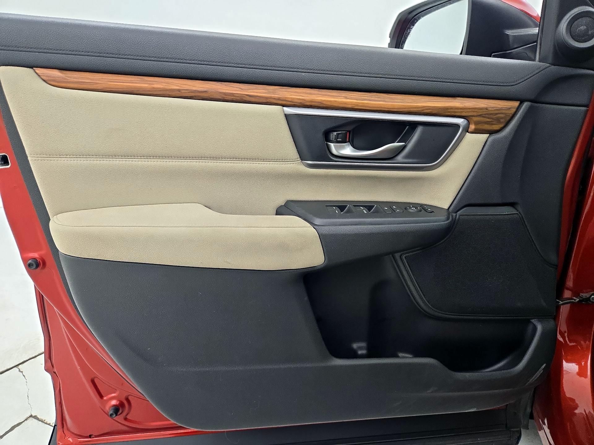 Thumbnail: 2017 Honda CR-V - 12