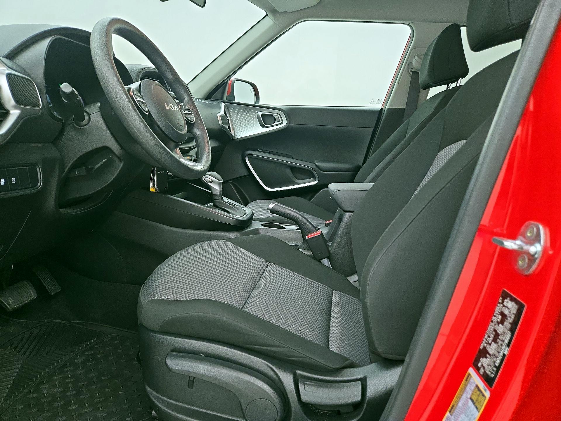 Thumbnail: 2023 Kia Soul - 11