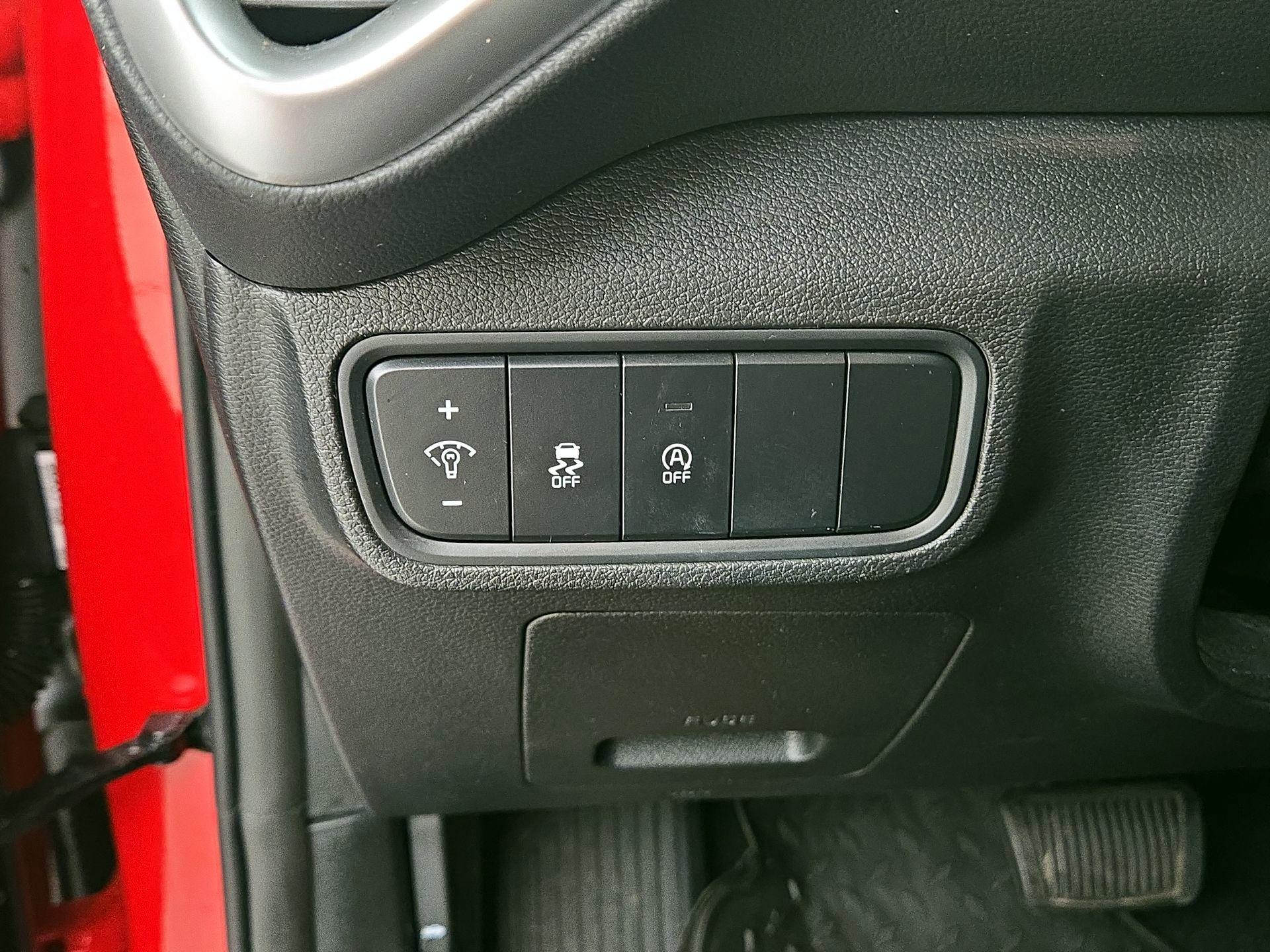 Thumbnail: 2023 Kia Soul - 13