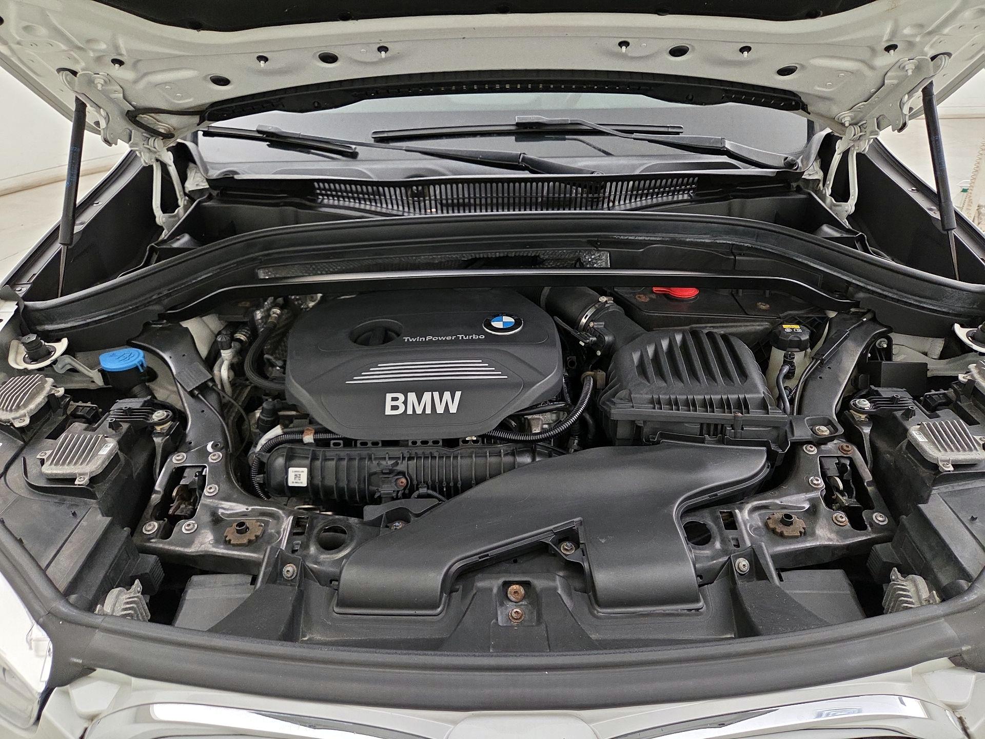 Thumbnail: 2016 BMW X1 - 18