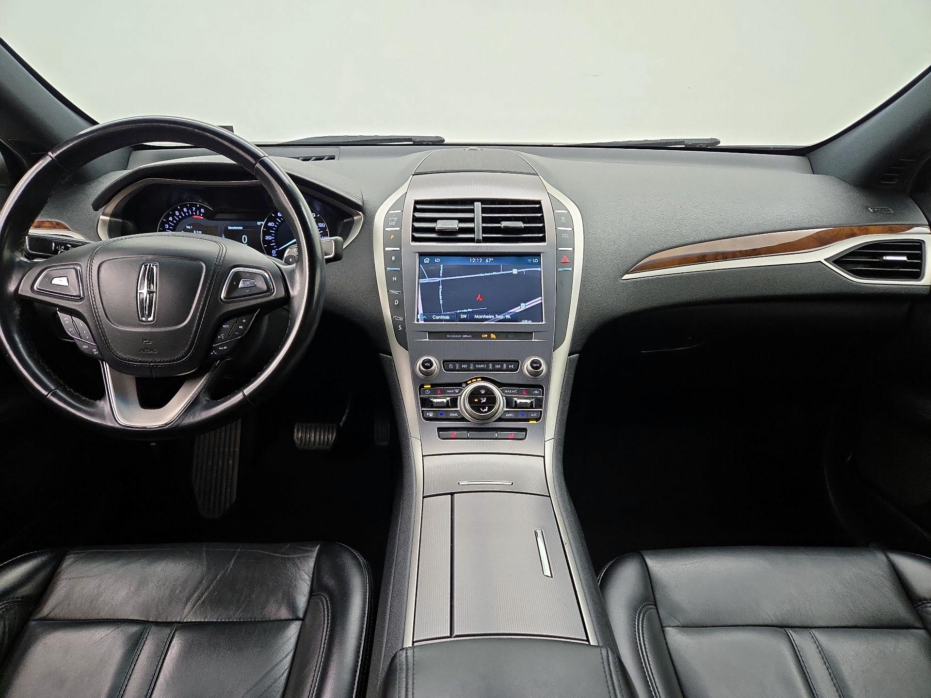 Thumbnail: 2019 Lincoln MKZ - 9
