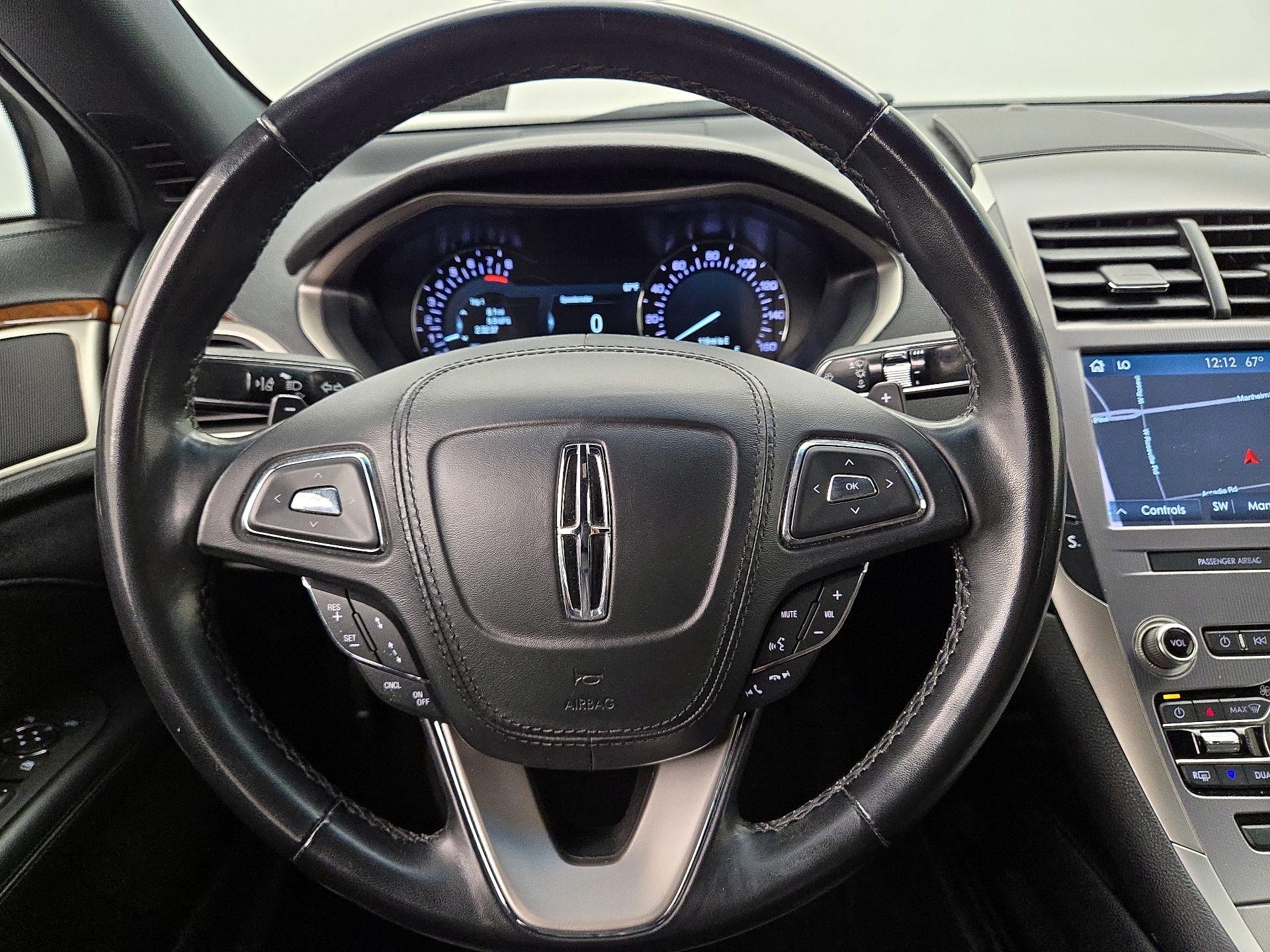 Thumbnail: 2019 Lincoln MKZ - 10