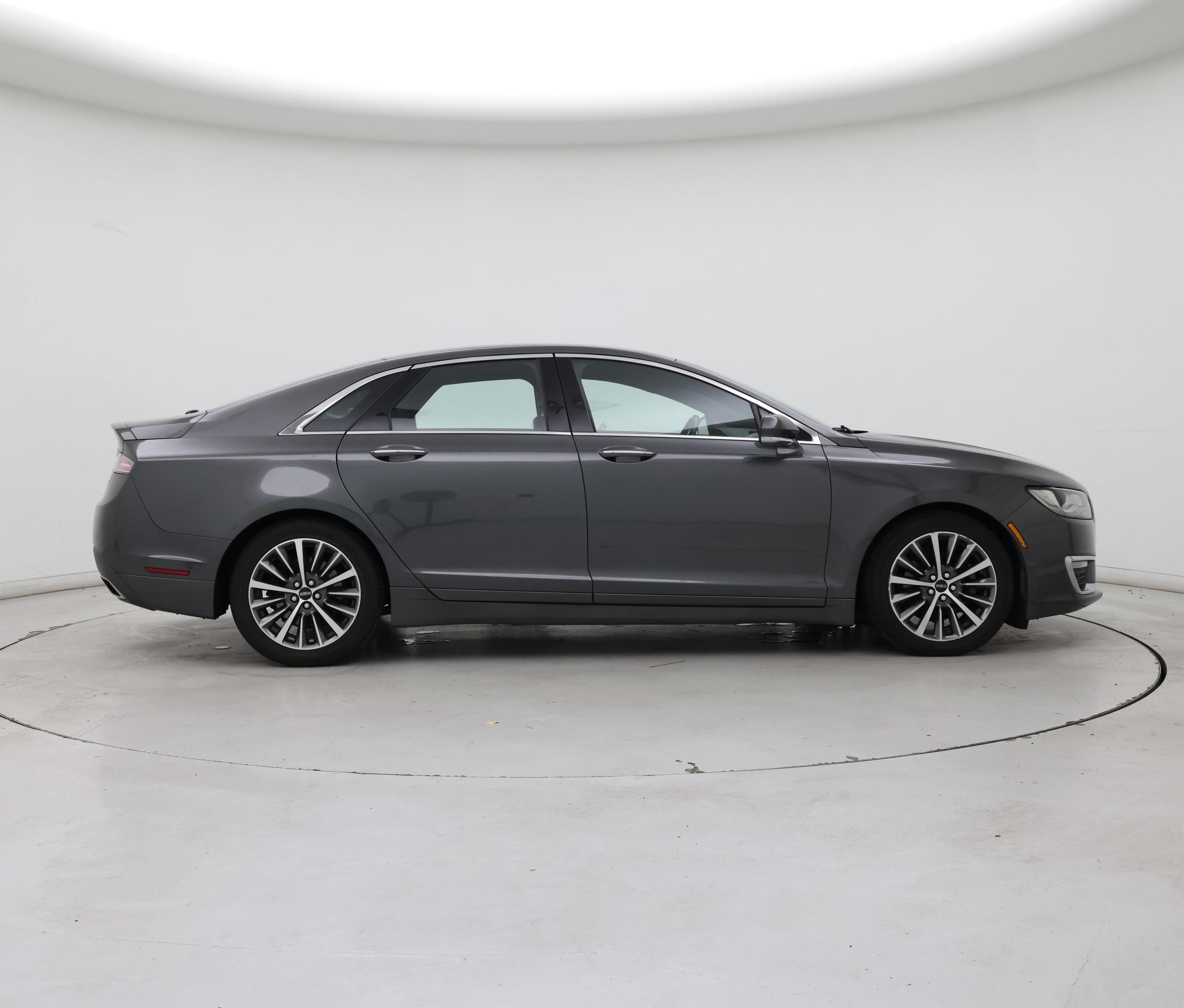 Thumbnail: 2019 Lincoln MKZ - 7