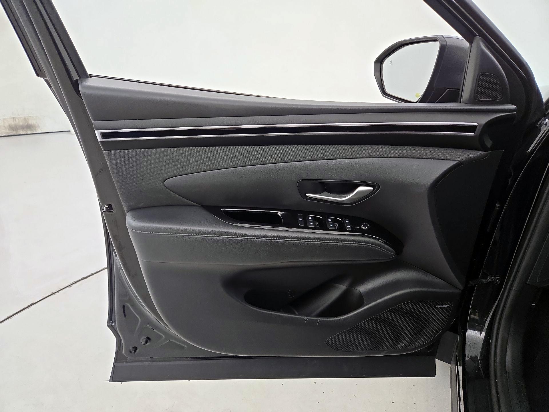 Thumbnail: 2022 Hyundai Tucson - 12
