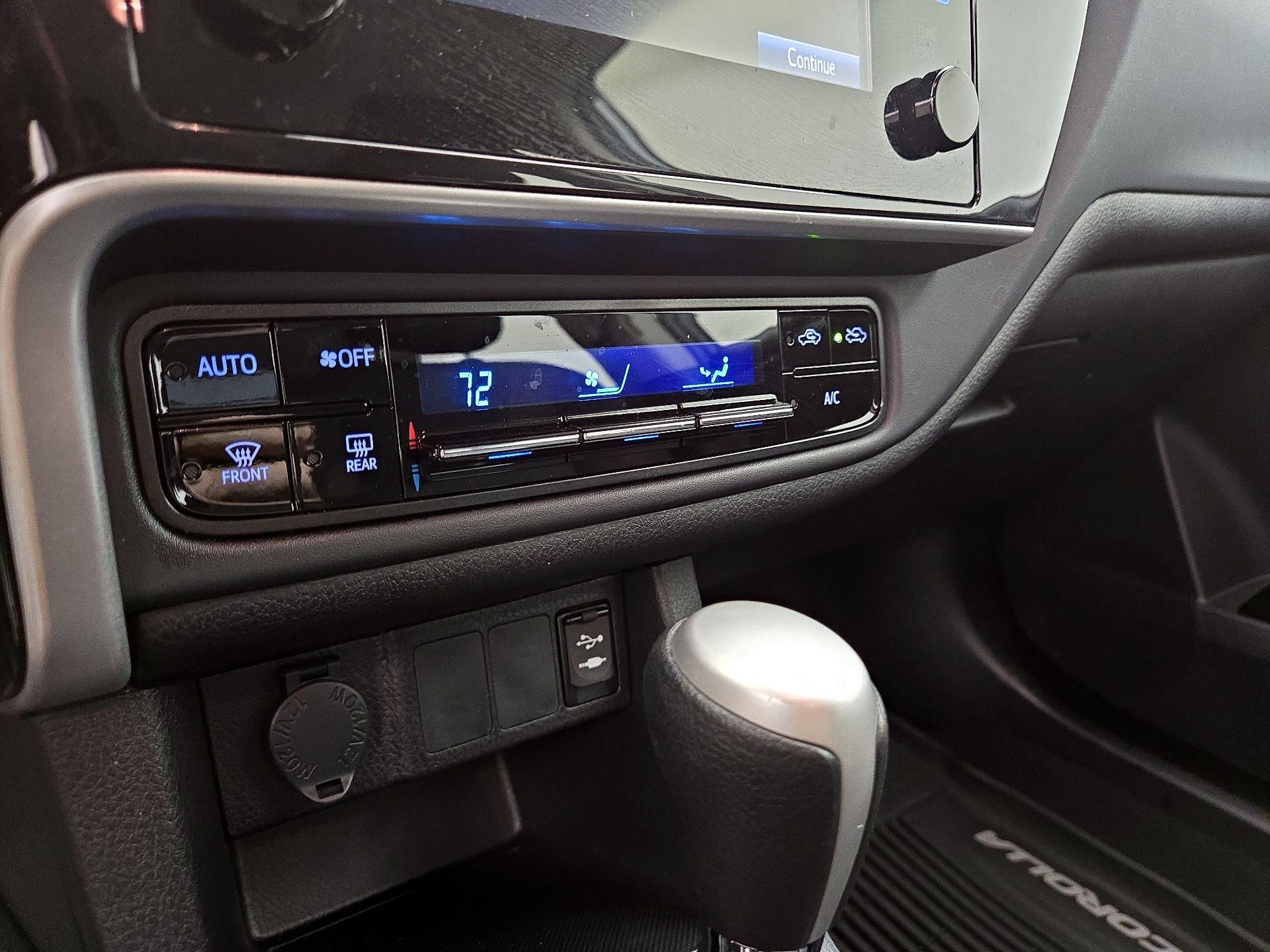 Thumbnail: 2019 Toyota Corolla - 16