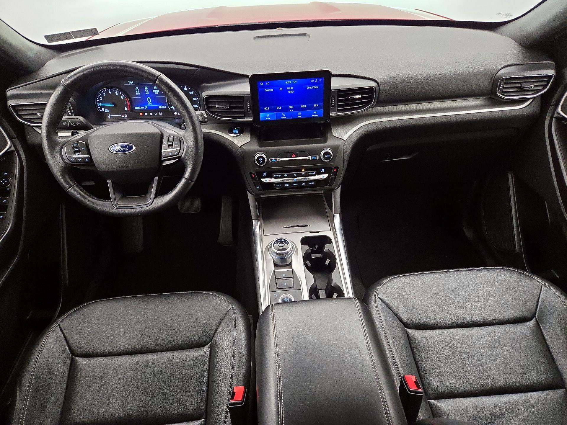 Thumbnail: 2020 Ford Explorer - 9