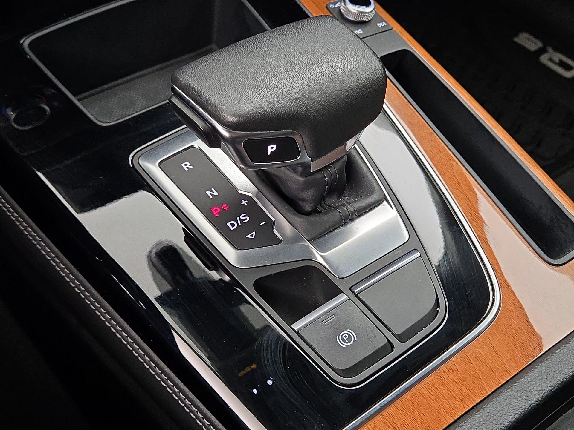 Thumbnail: 2023 Audi Q5 - 18