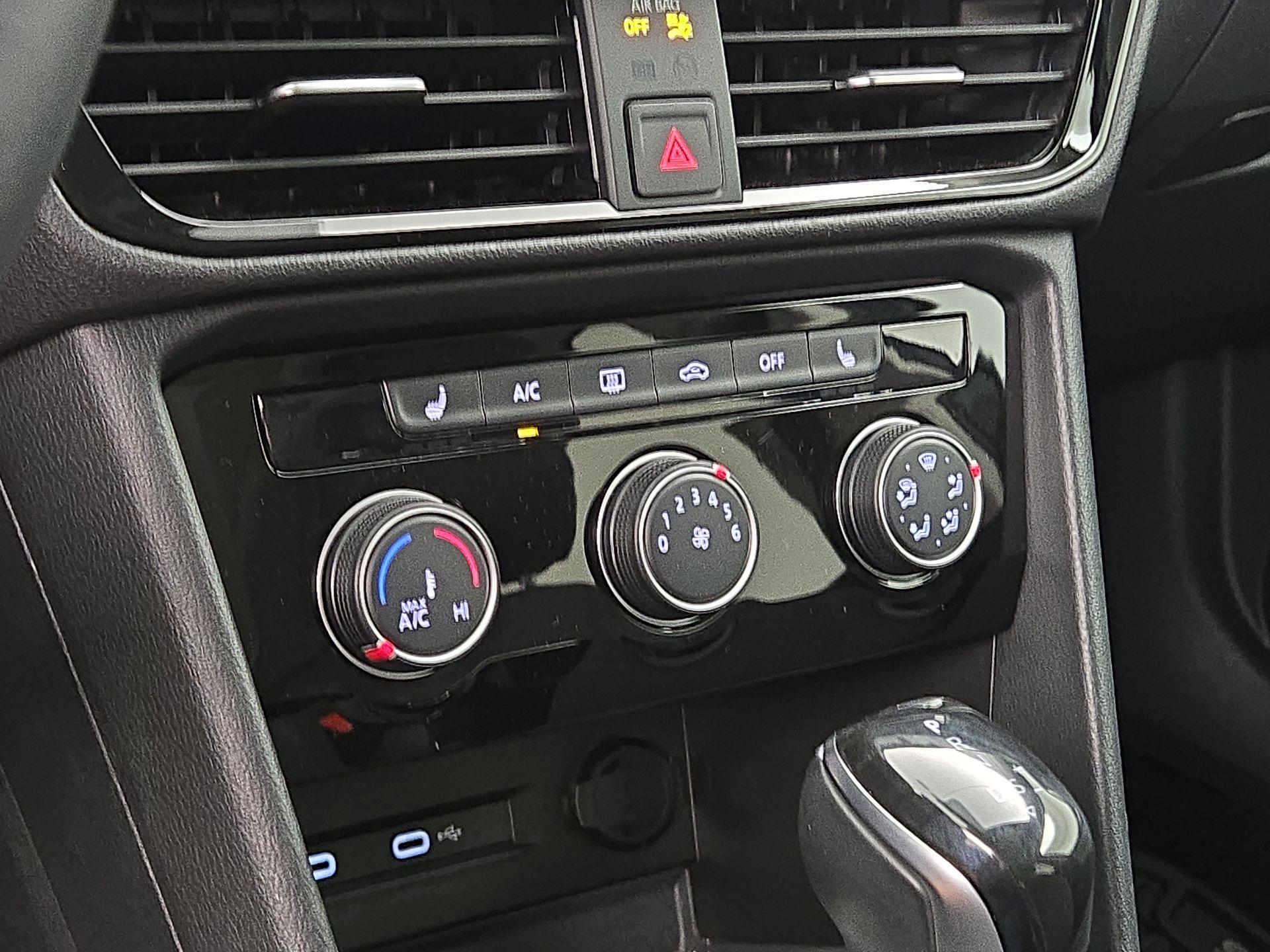 Thumbnail: 2023 Volkswagen Taos - 16