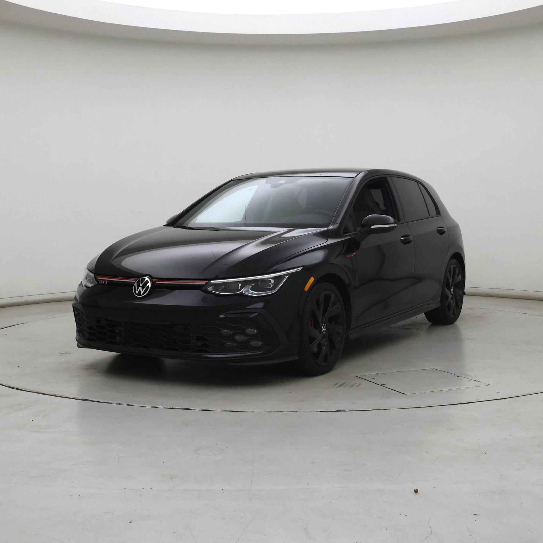 Thumbnail: 2022 Volkswagen Golf - 4