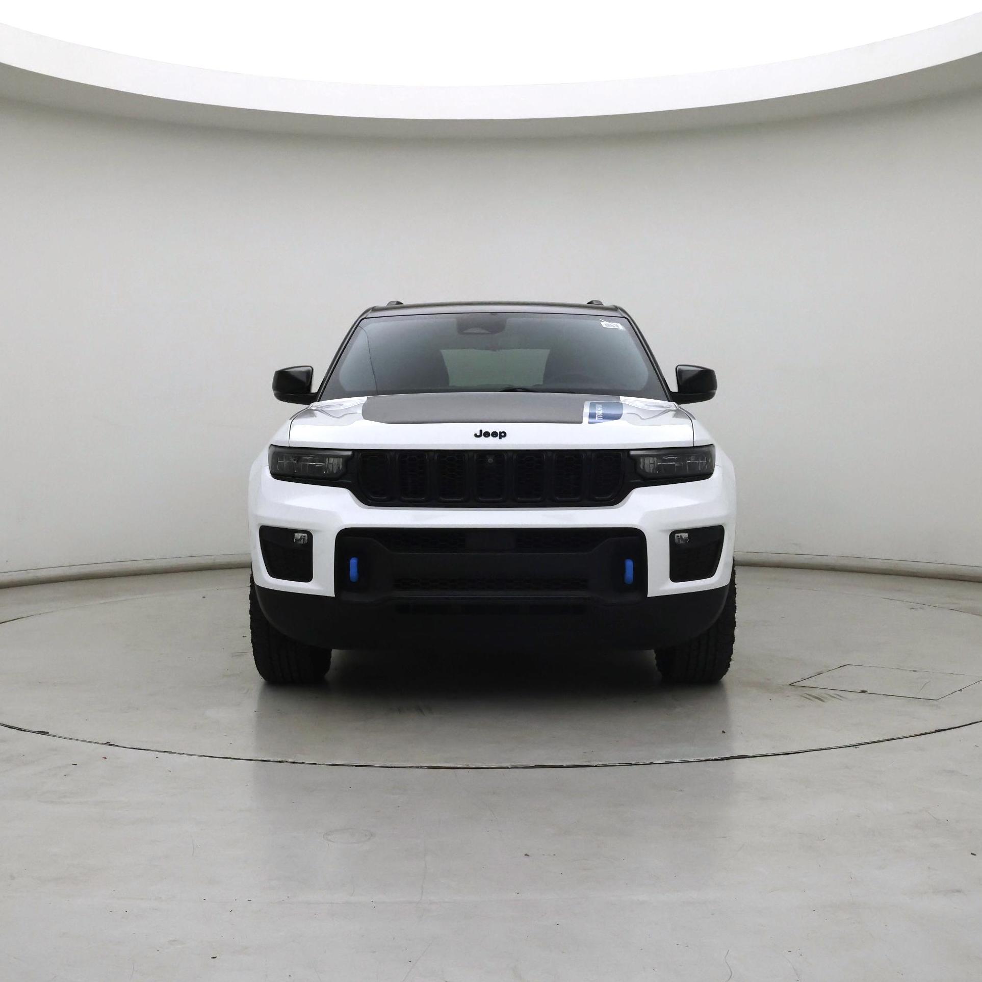 Thumbnail: 2023 Jeep Grand Cherokee - 5