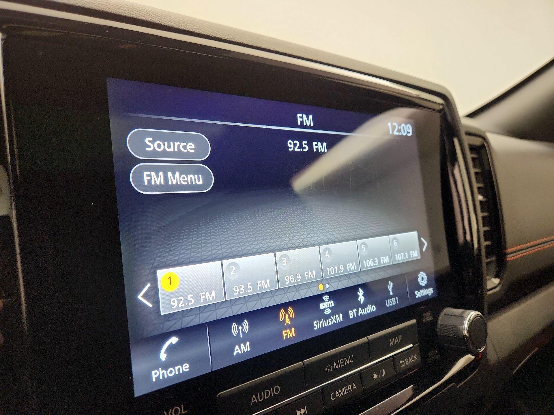 Thumbnail: 2024 Nissan Frontier - 16