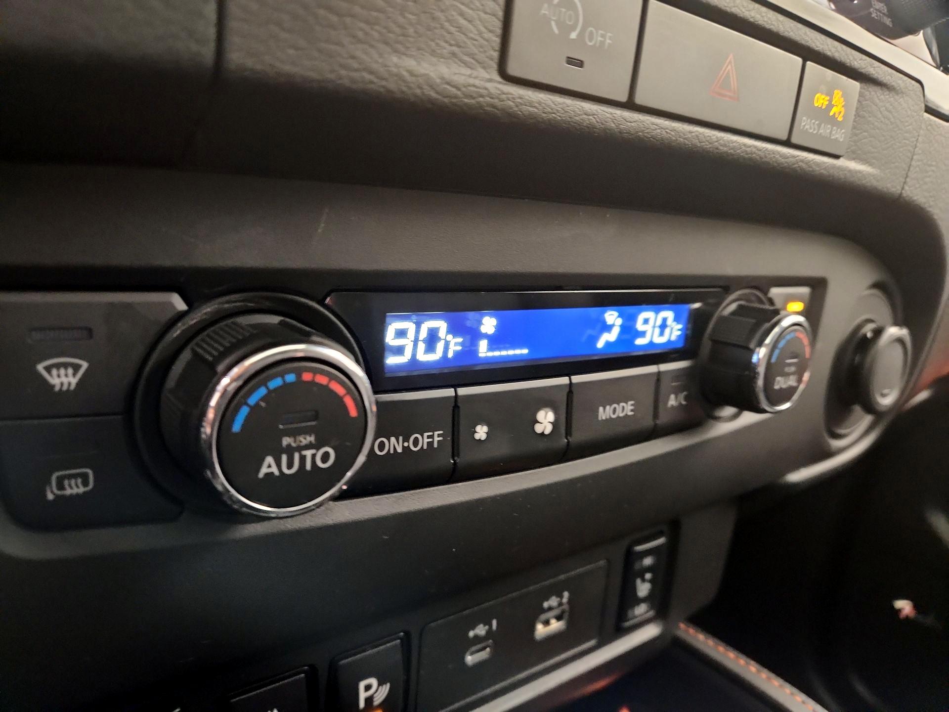 Thumbnail: 2024 Nissan Frontier - 17