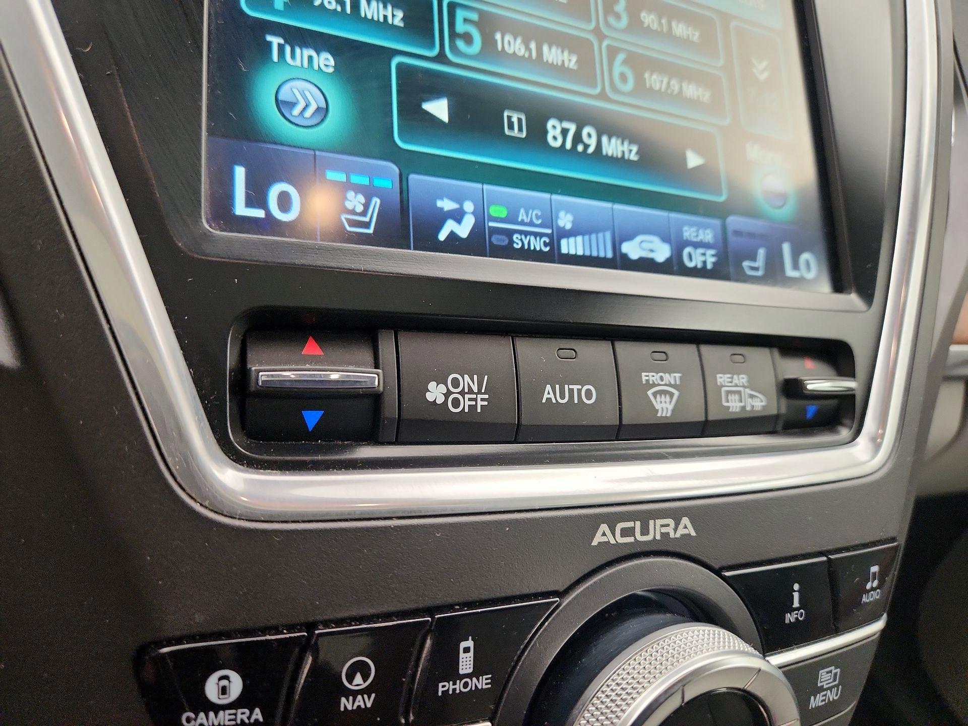 Thumbnail: 2017 Acura MDX - 17