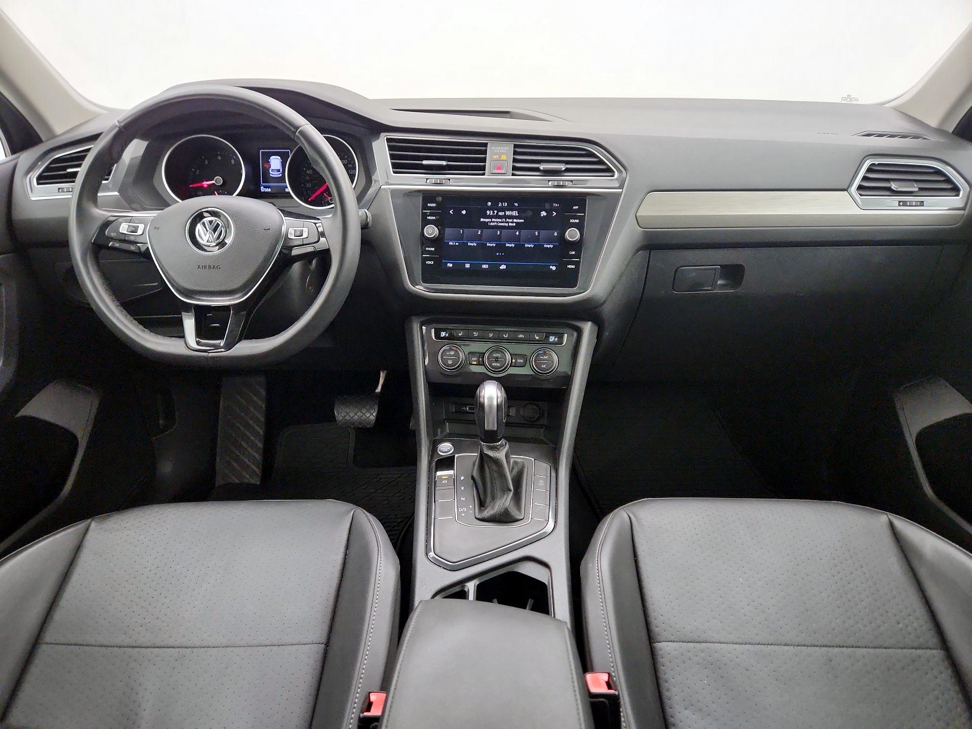 Thumbnail: 2020 Volkswagen Tiguan - 9