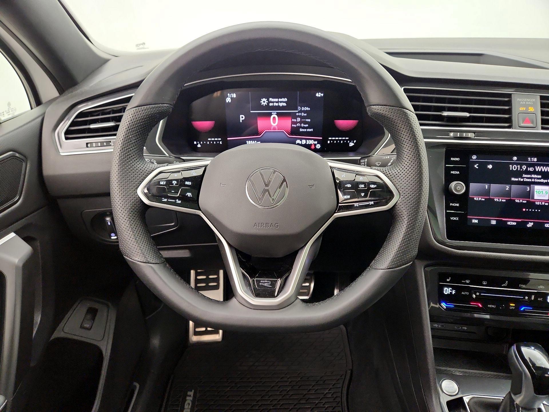 Thumbnail: 2024 Volkswagen Tiguan - 10