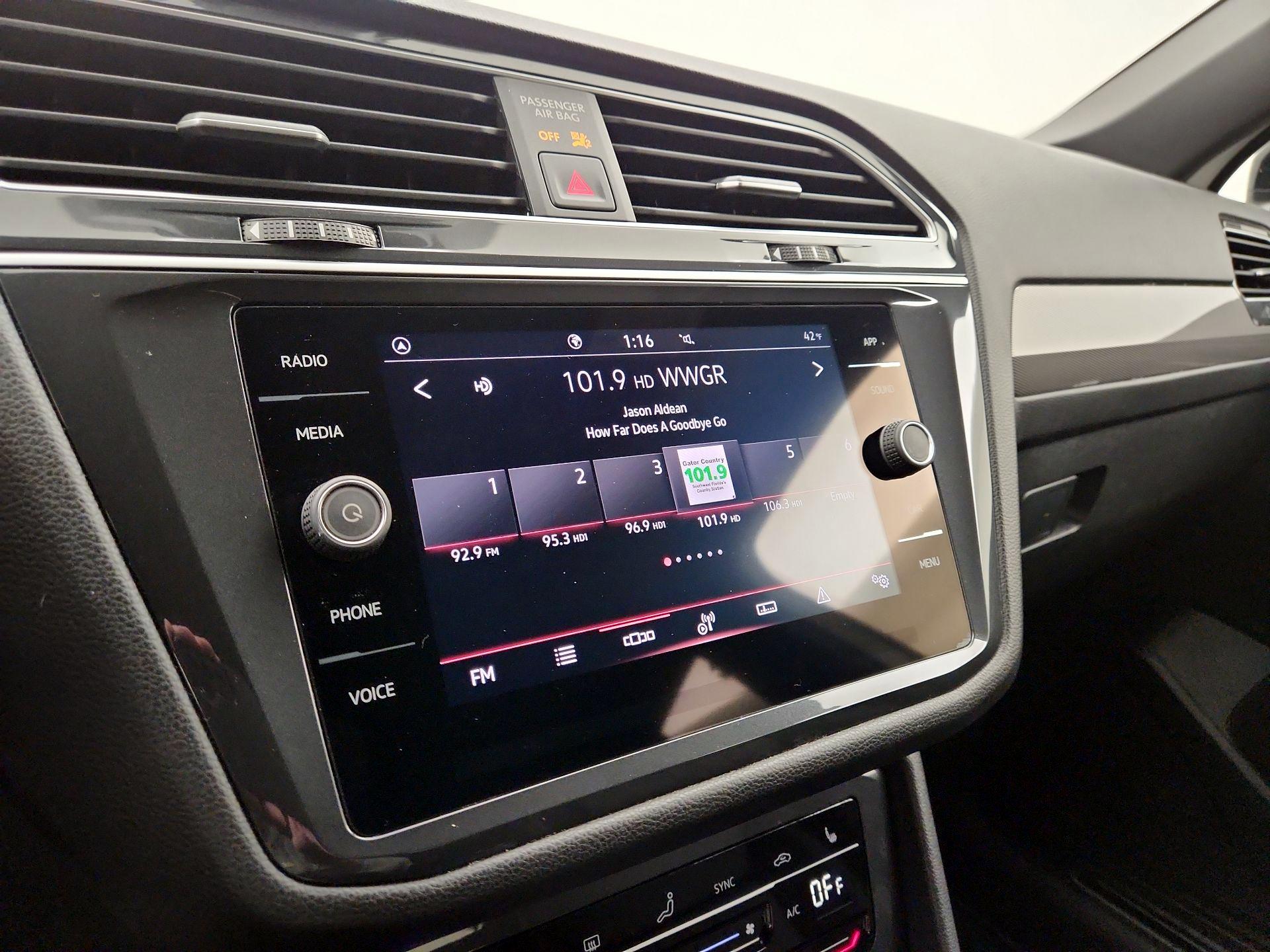 Thumbnail: 2024 Volkswagen Tiguan - 15