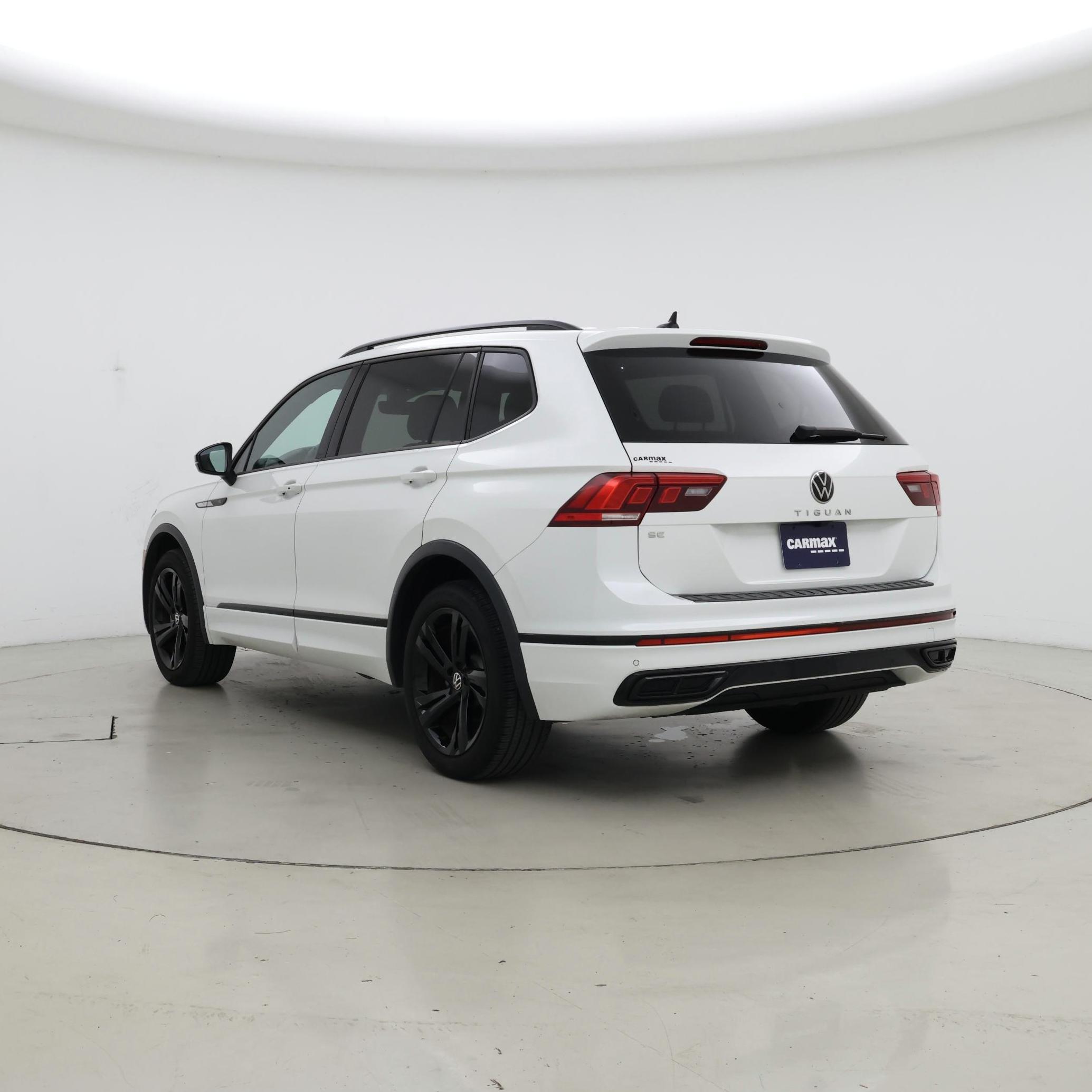 Thumbnail: 2024 Volkswagen Tiguan - 2