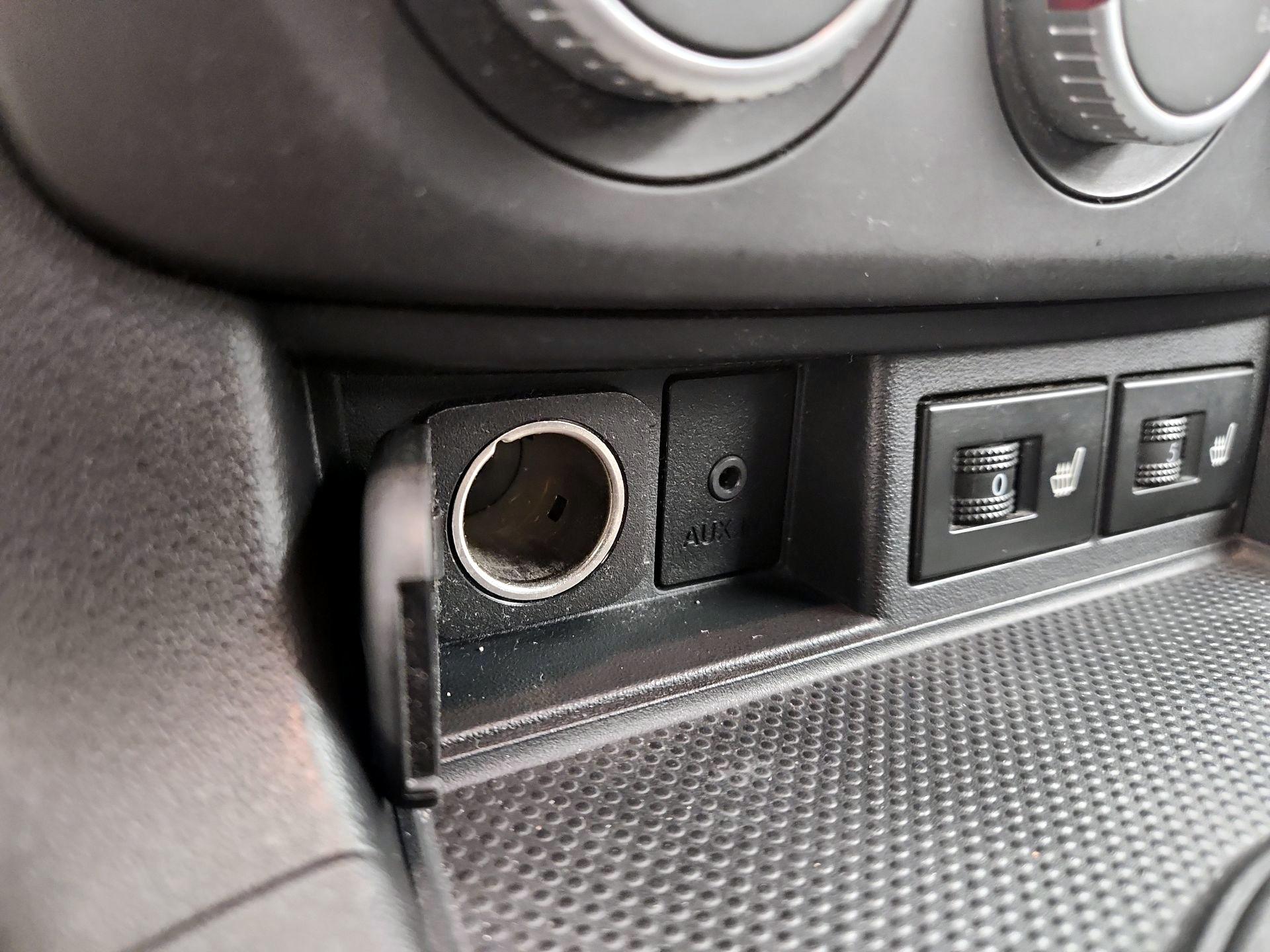 Thumbnail: 2015 Mazda MX-5 Miata - 17