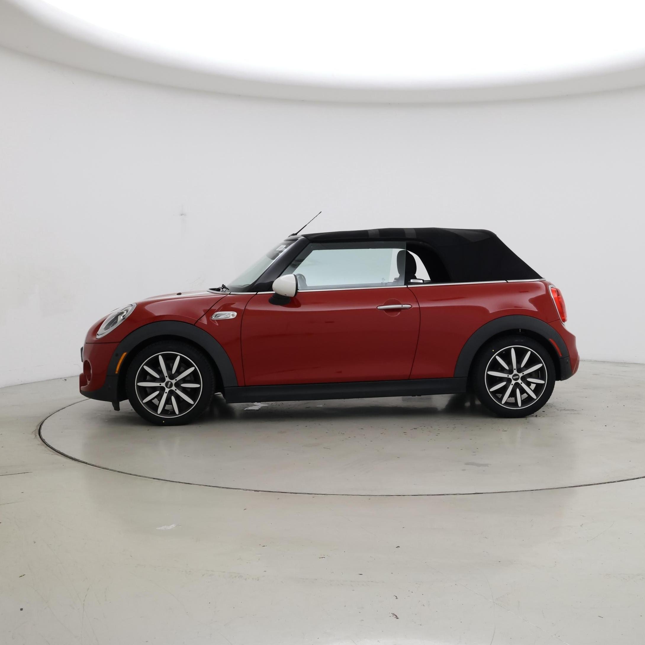 Thumbnail: 2018 MINI Cooper - 3