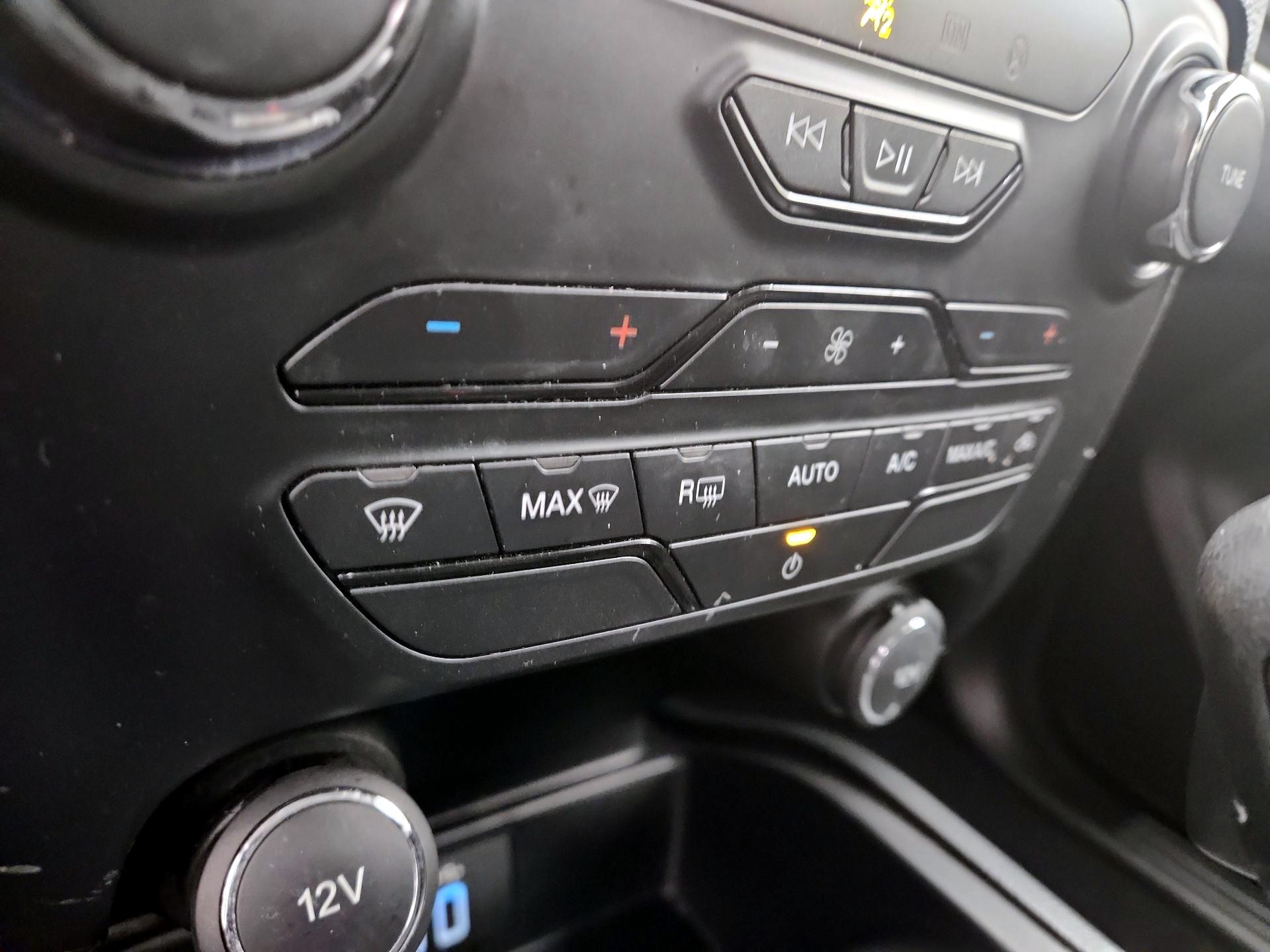 Thumbnail: 2021 Ford Ranger - 16