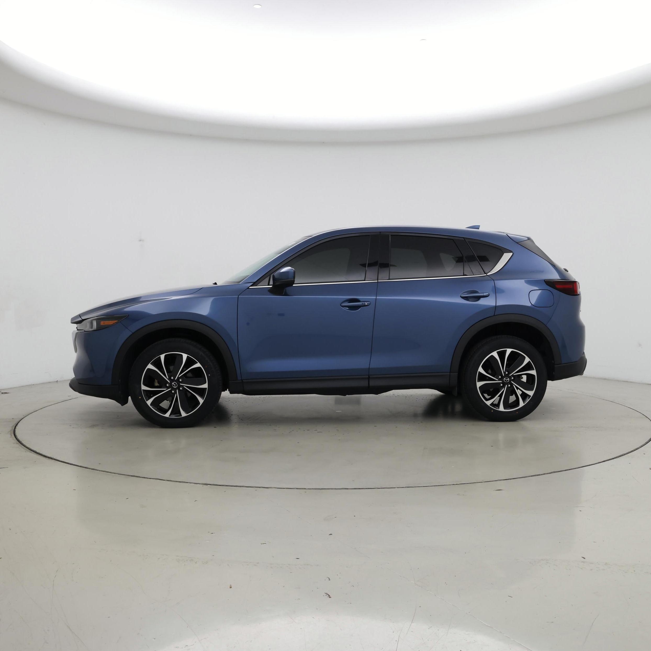 Thumbnail: 2023 Mazda CX-5 - 3