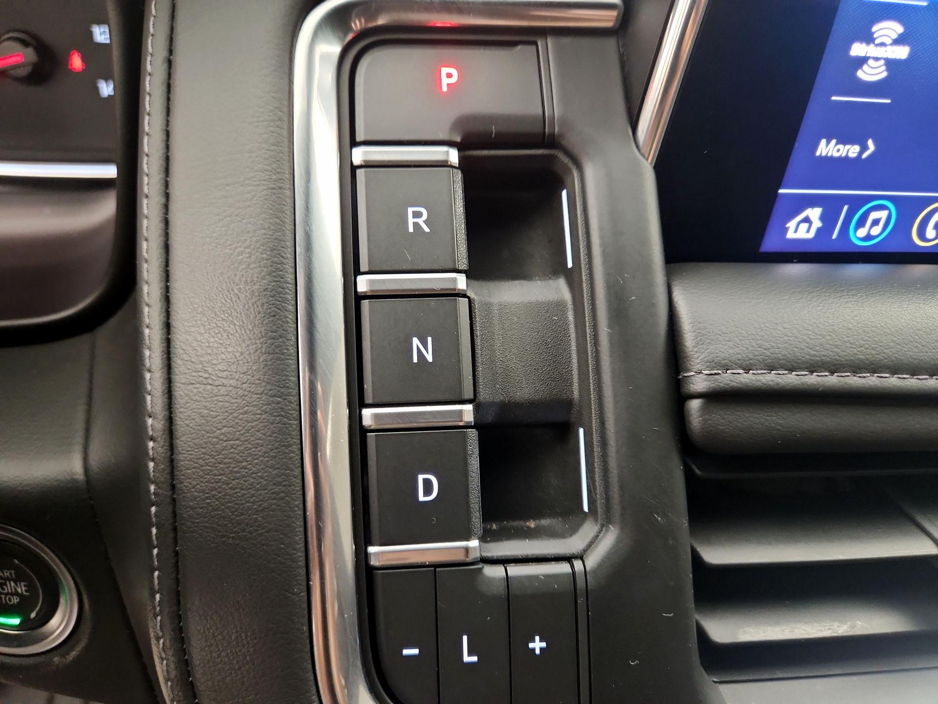 Thumbnail: 2021 Chevrolet Suburban - 18