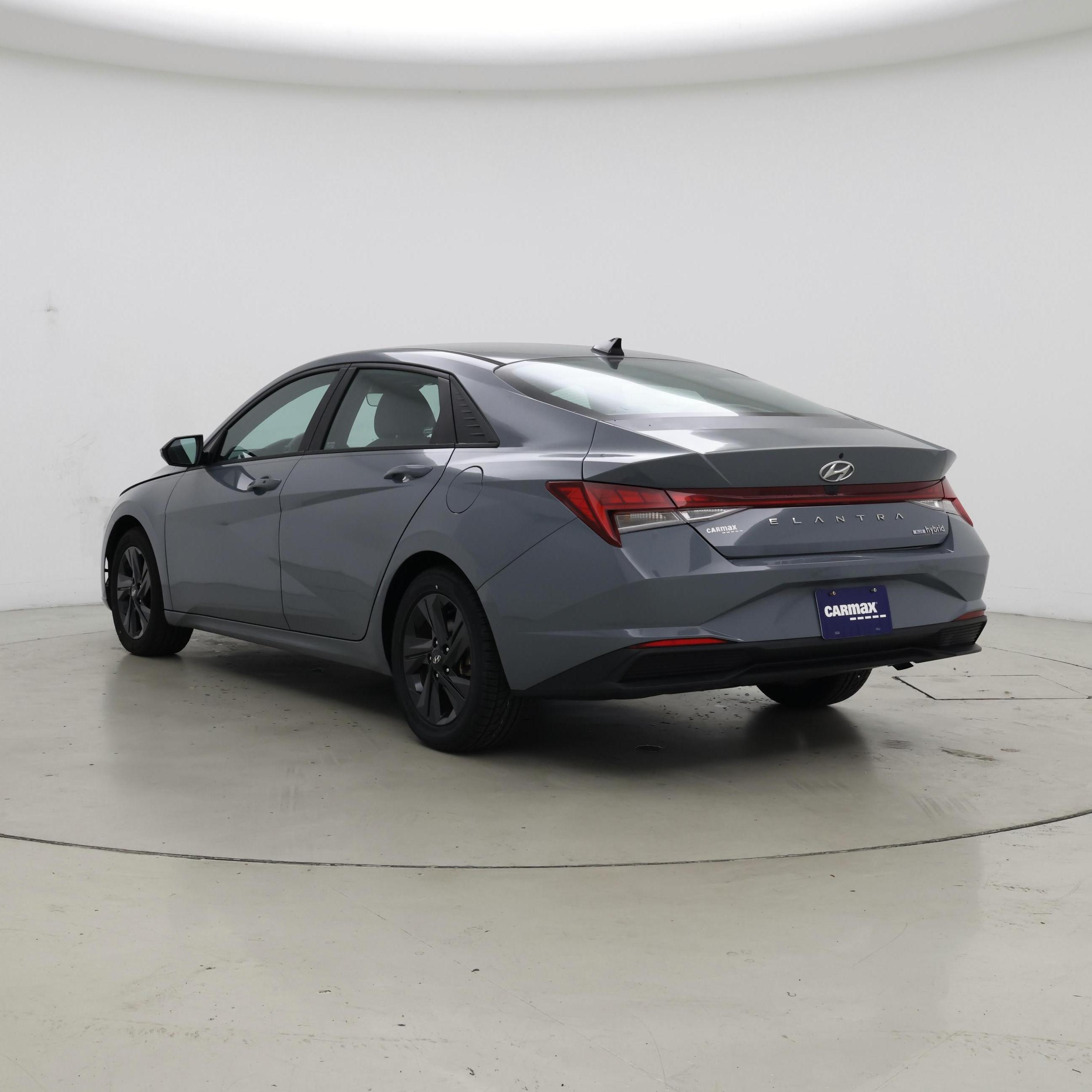 Thumbnail: 2023 Hyundai Elantra - 2