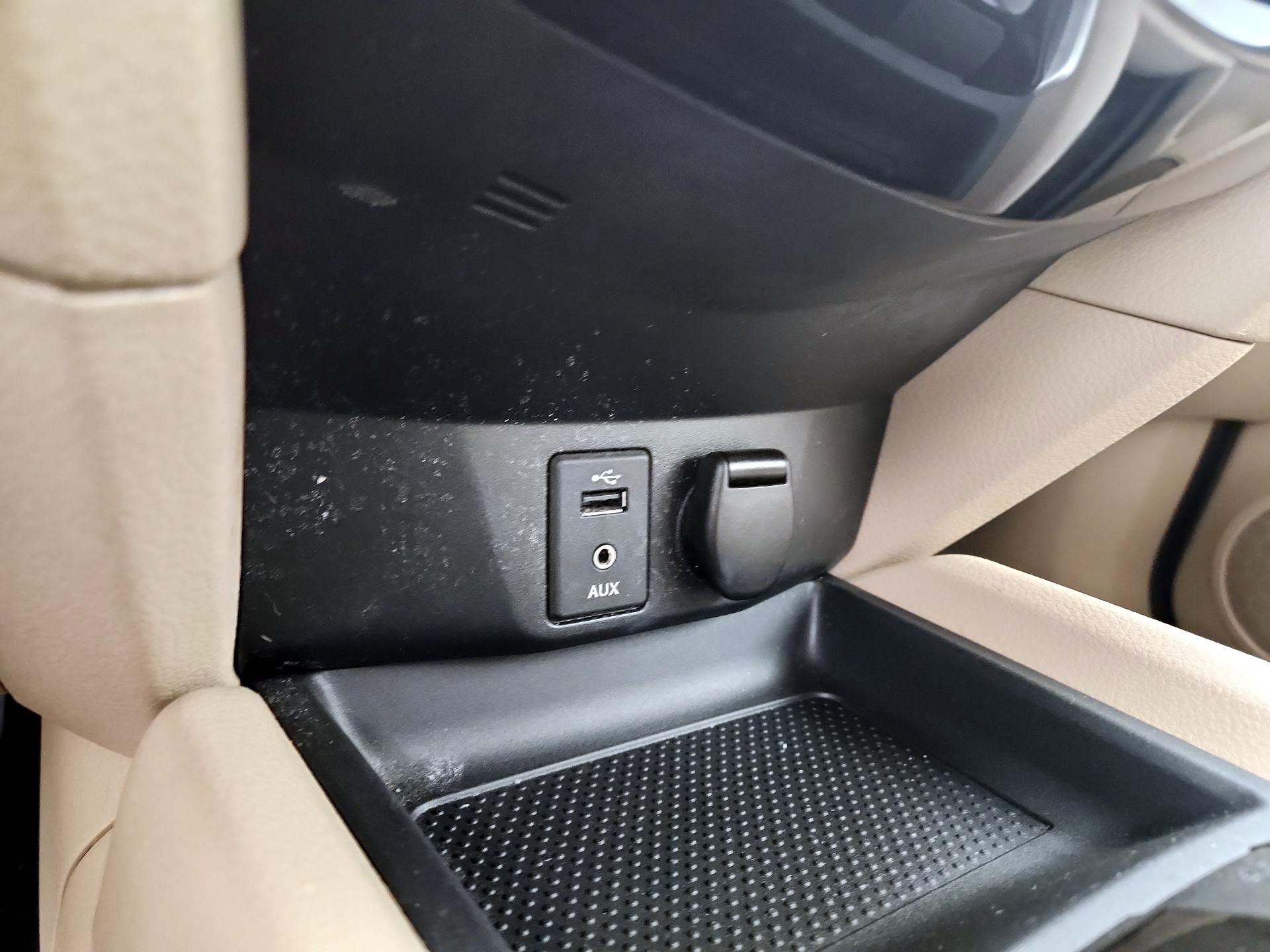 Thumbnail: 2016 Nissan Rogue - 18