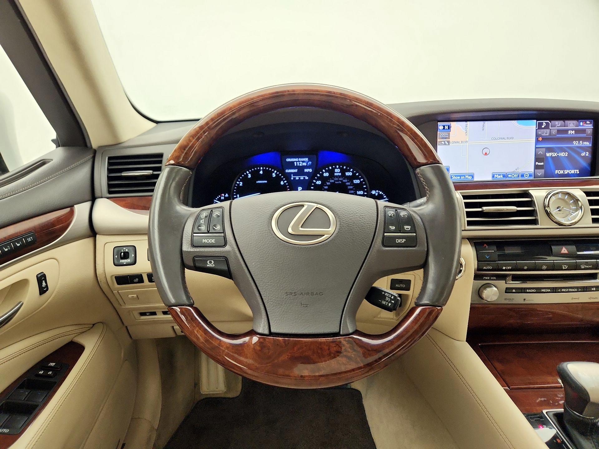 Thumbnail: 2014 Lexus LS - 10
