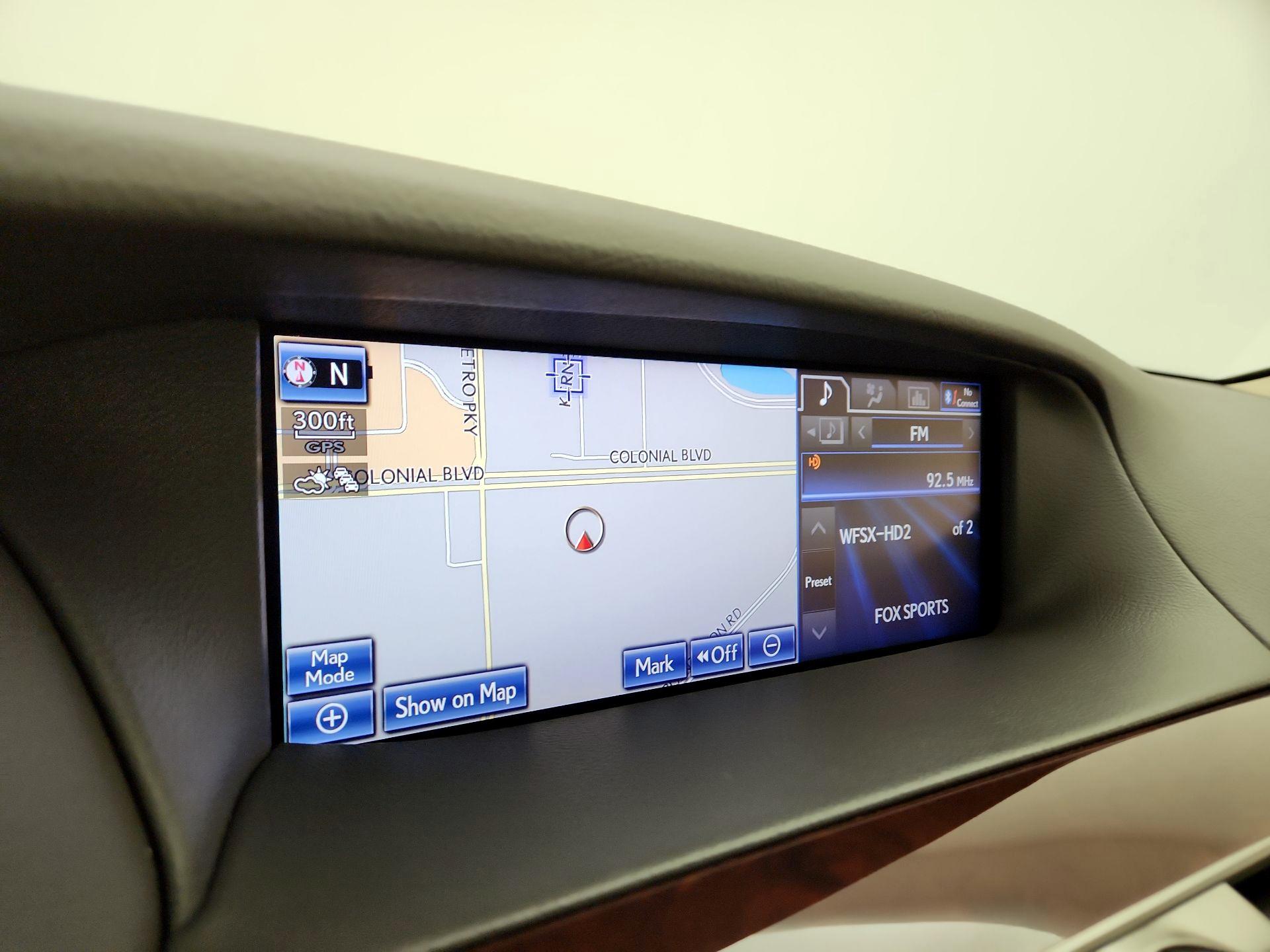 Thumbnail: 2014 Lexus LS - 14