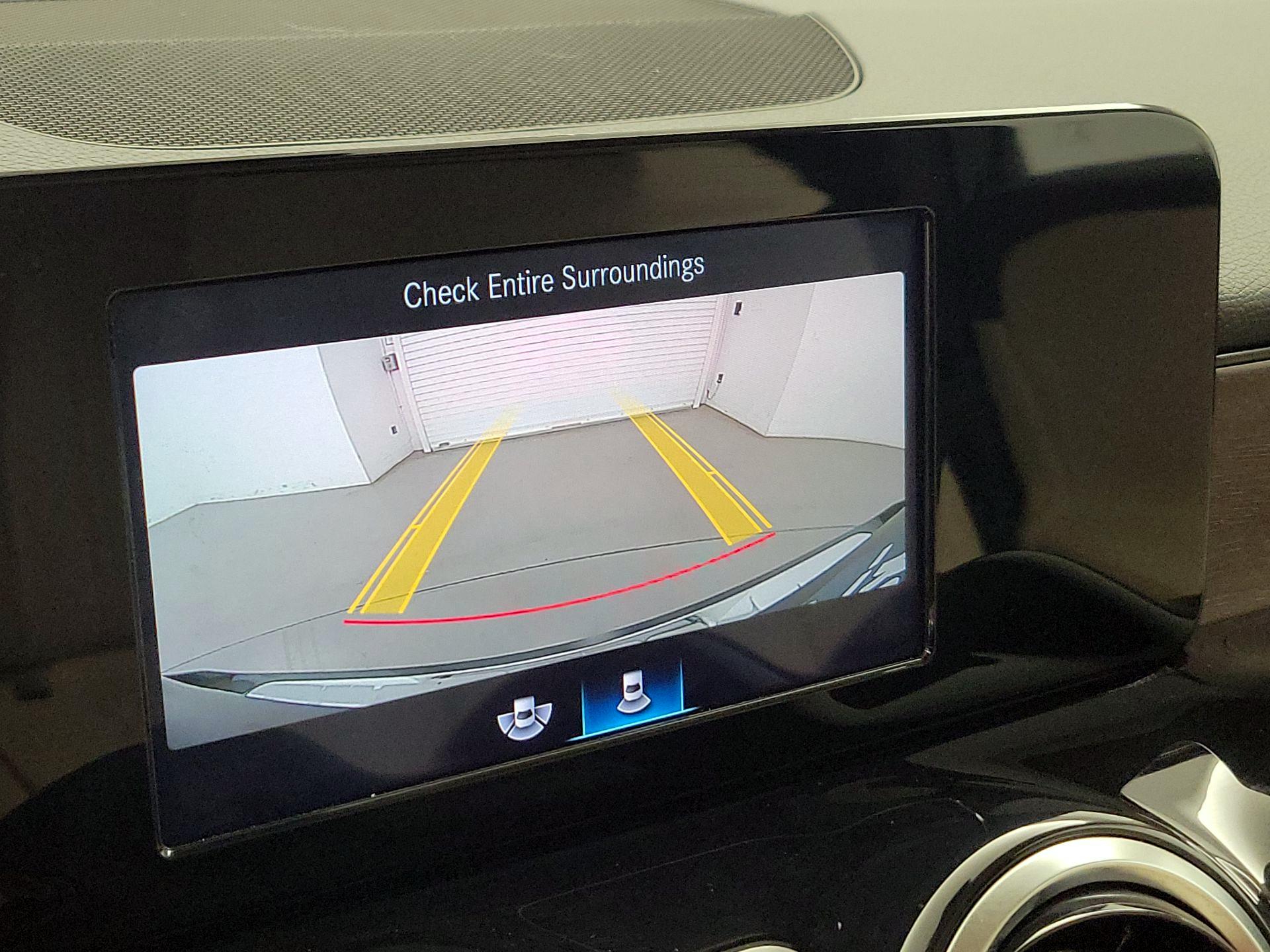 Thumbnail: 2021 Mercedes-Benz GLB - 14