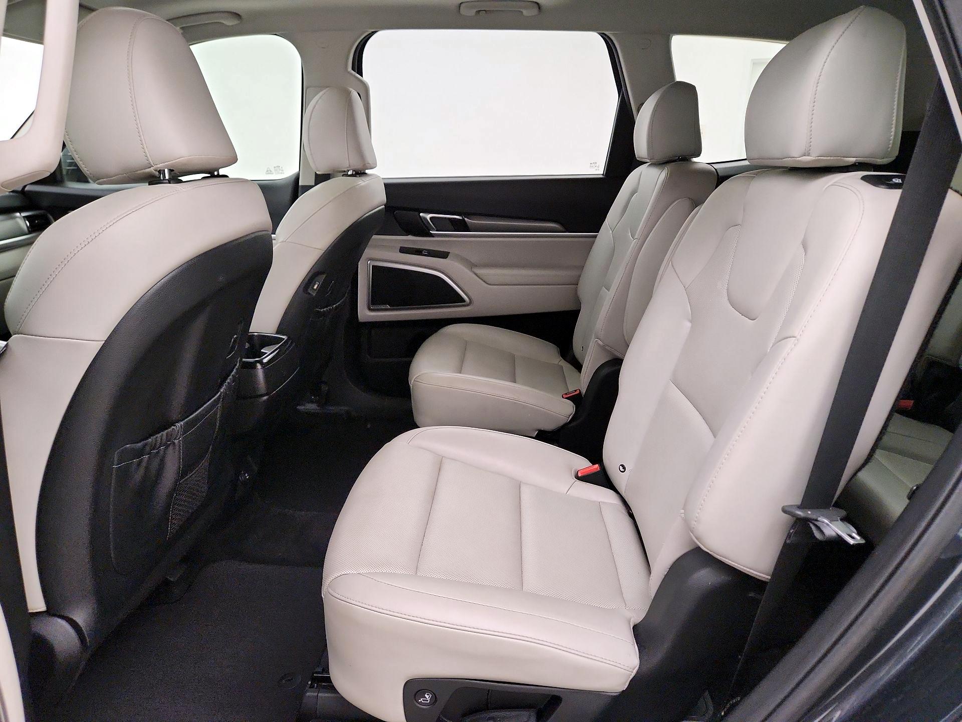 Thumbnail: 2020 Kia Telluride - 20