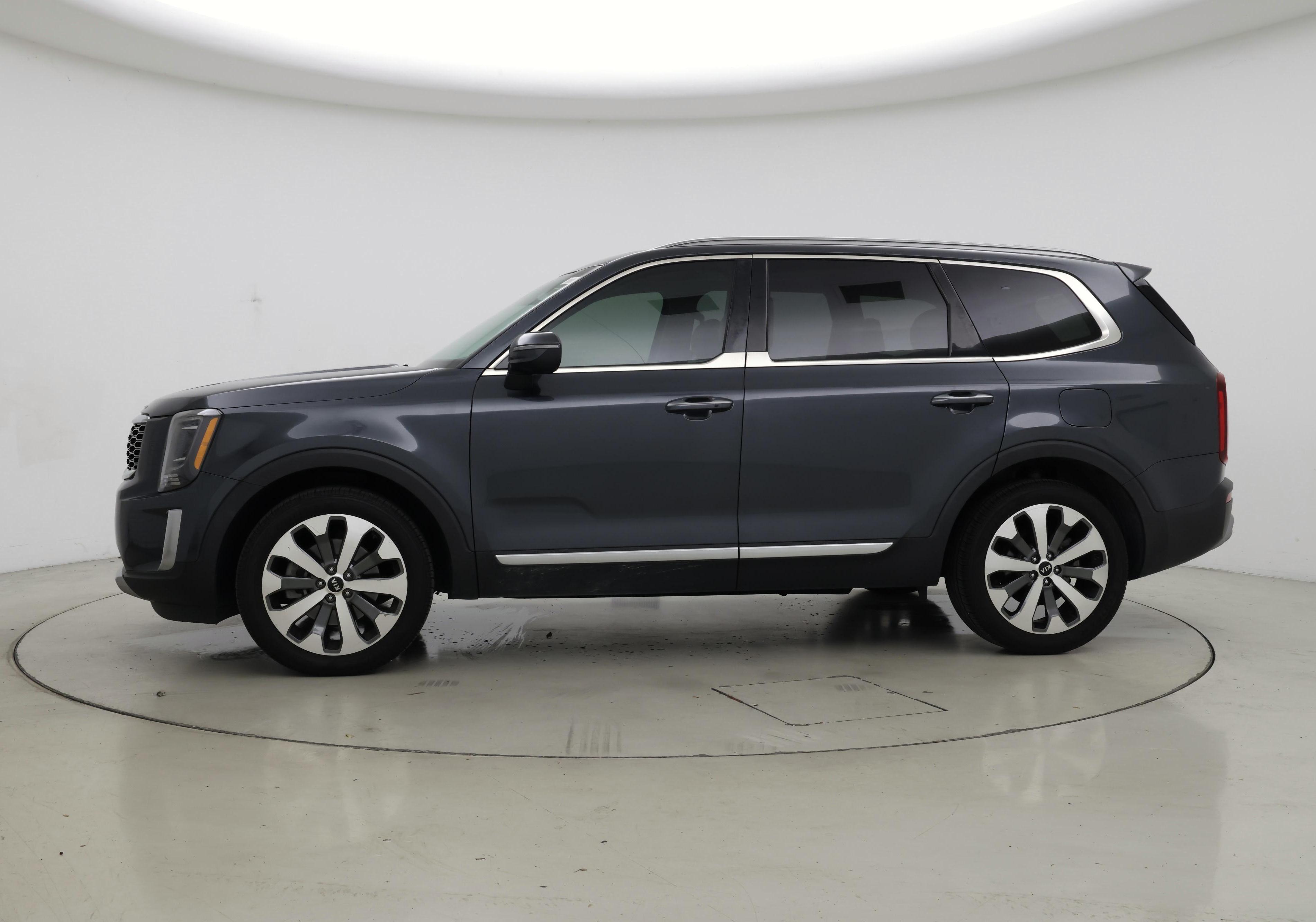 Thumbnail: 2020 Kia Telluride - 3