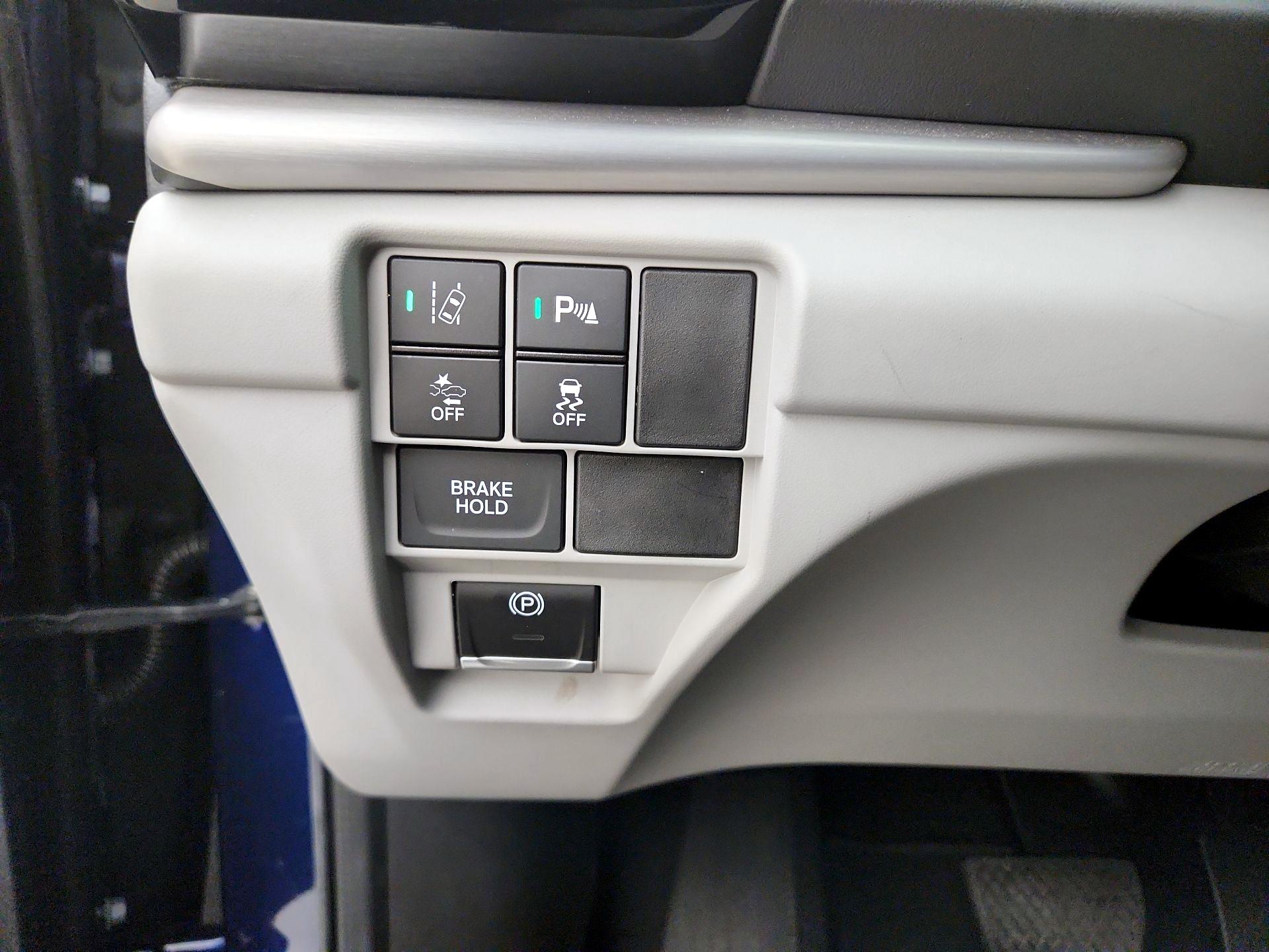 Thumbnail: 2021 Acura RDX - 13