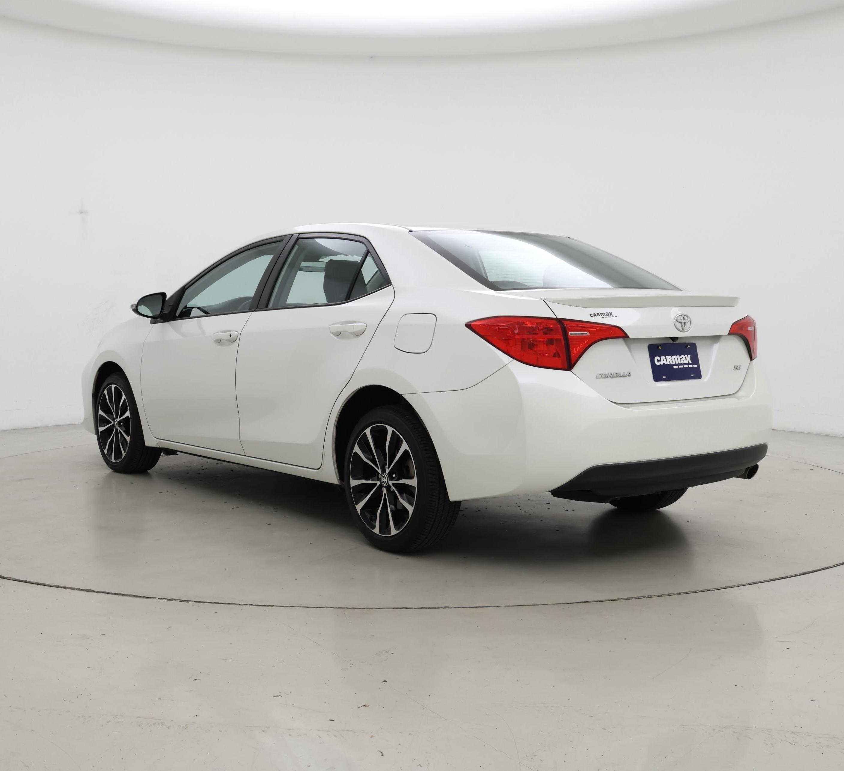 Thumbnail: 2018 Toyota Corolla - 2