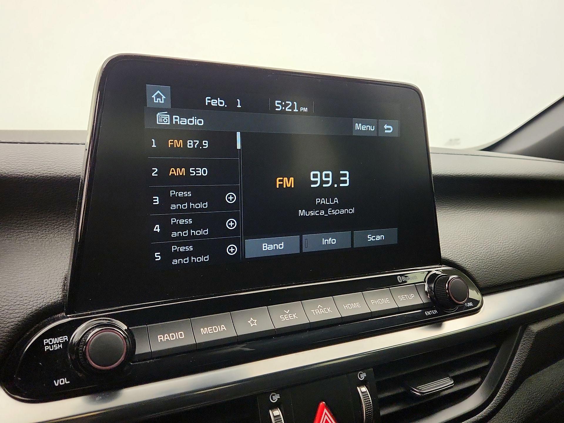 Thumbnail: 2021 Kia Forte - 15