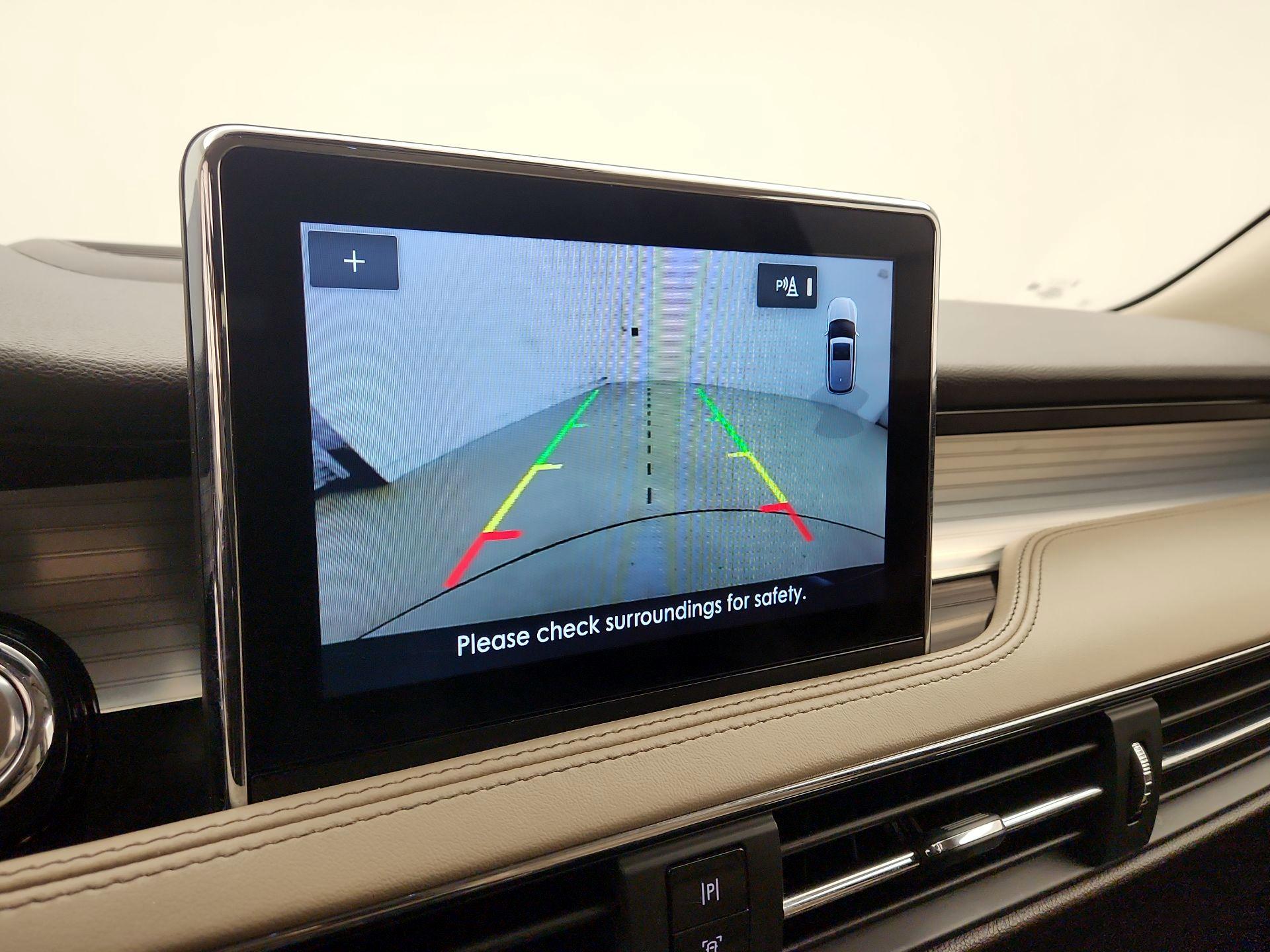 Thumbnail: 2021 Lincoln Corsair - 14