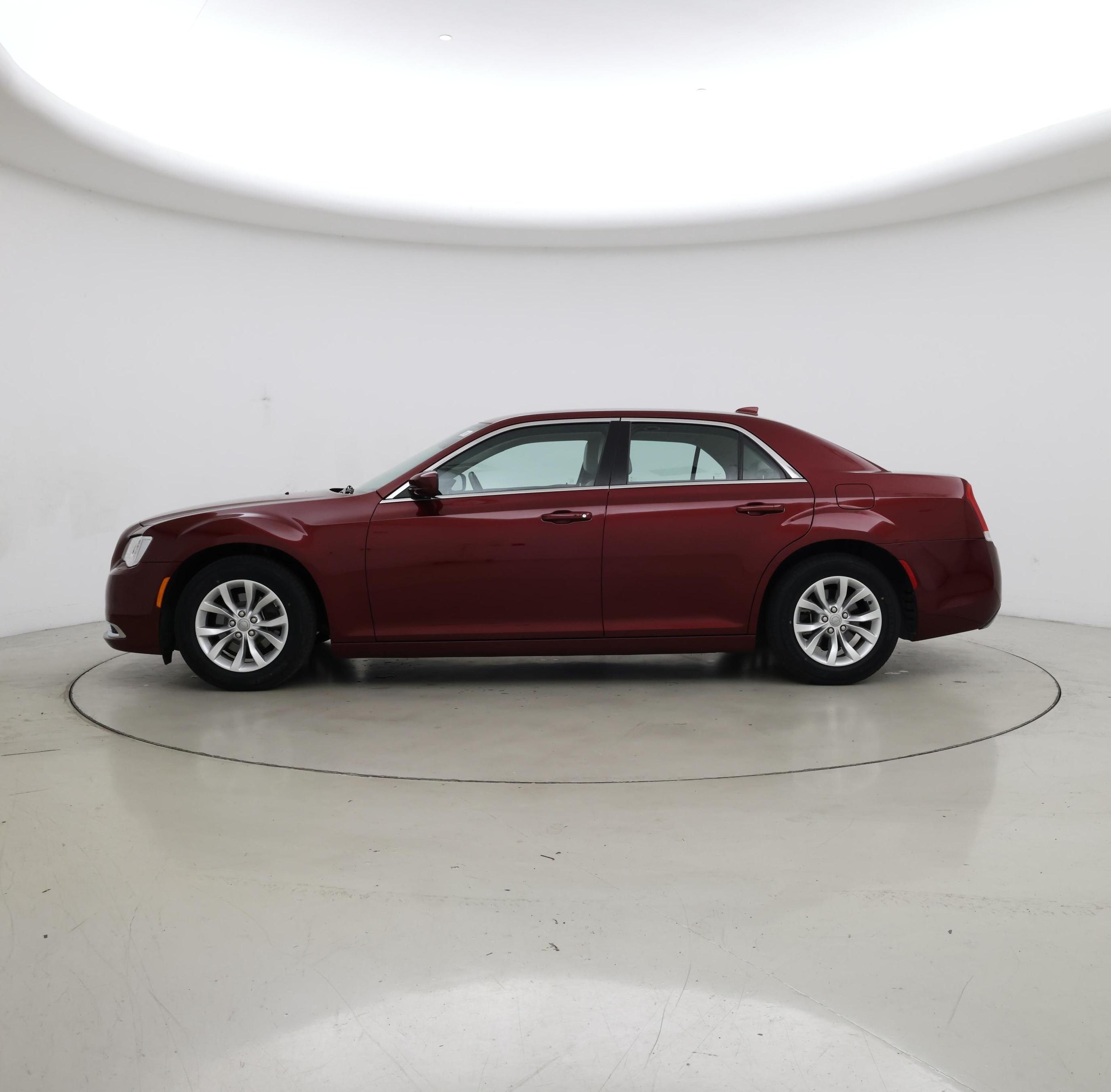 Thumbnail: 2016 Chrysler 300 - 3