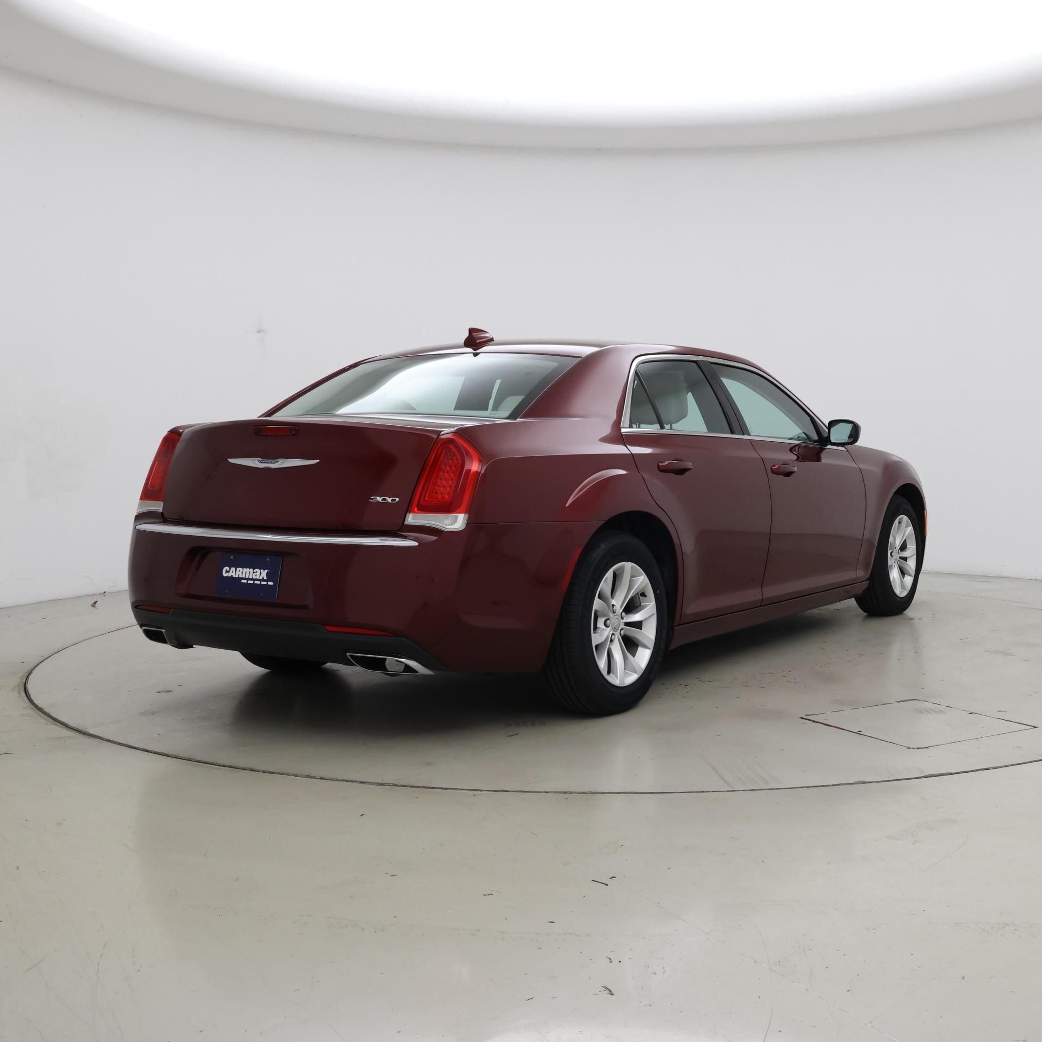 Thumbnail: 2016 Chrysler 300 - 8