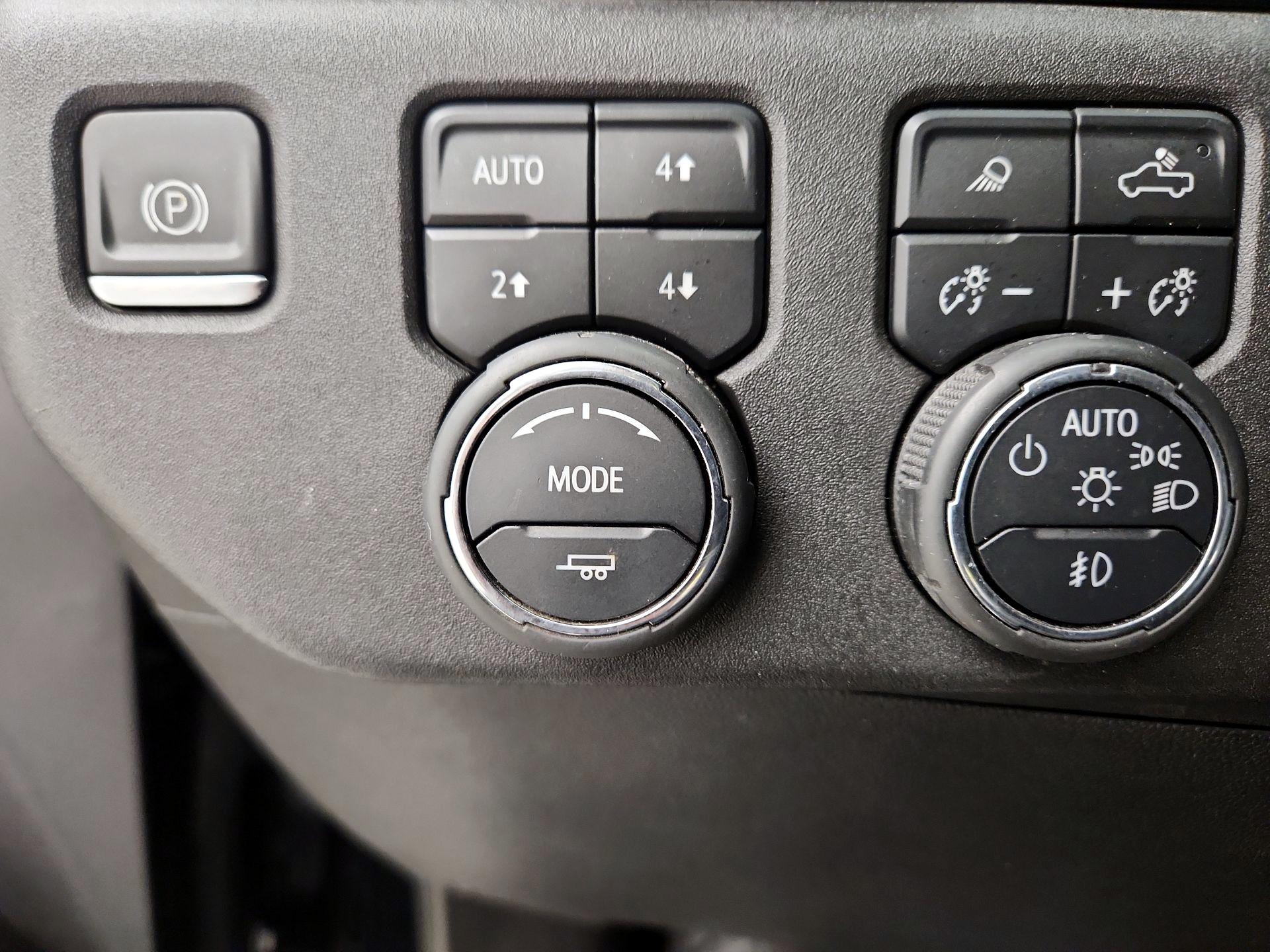 Thumbnail: 2024 Chevrolet Silverado 2500 - 13