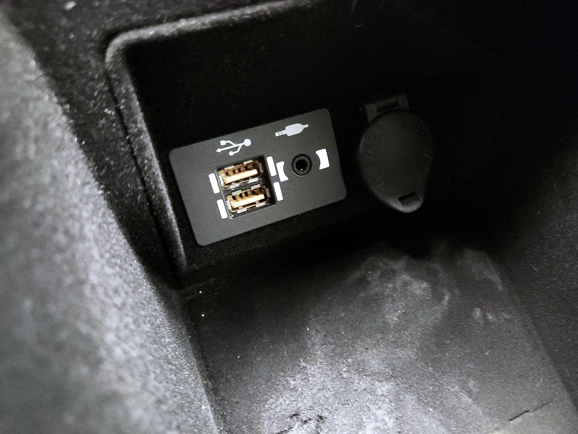 Thumbnail: 2021 Lexus IS - 19