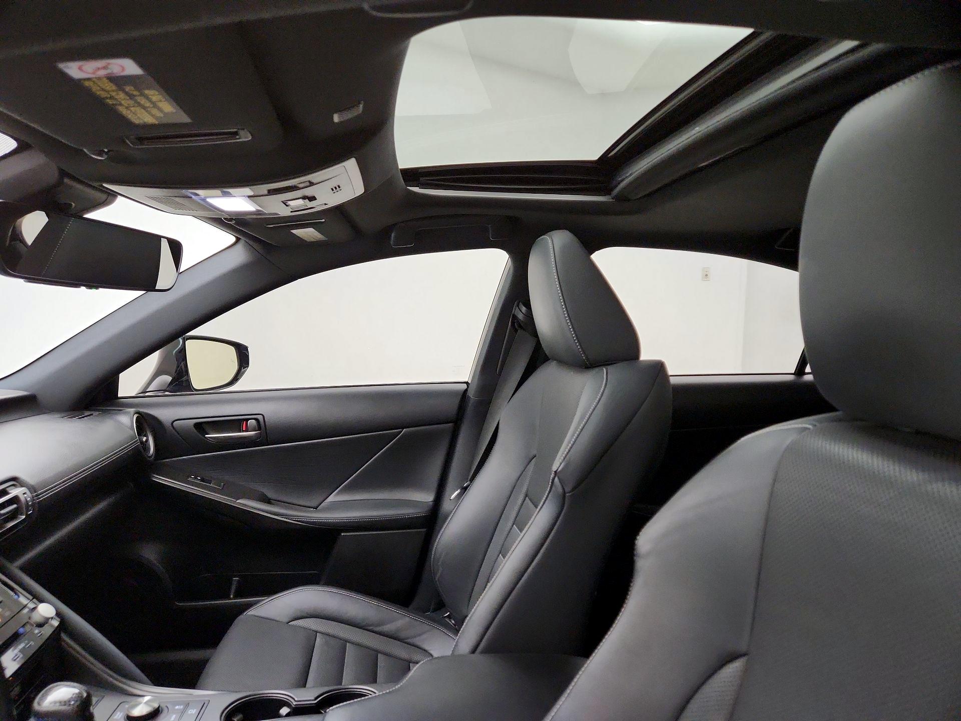 Thumbnail: 2021 Lexus IS - 20