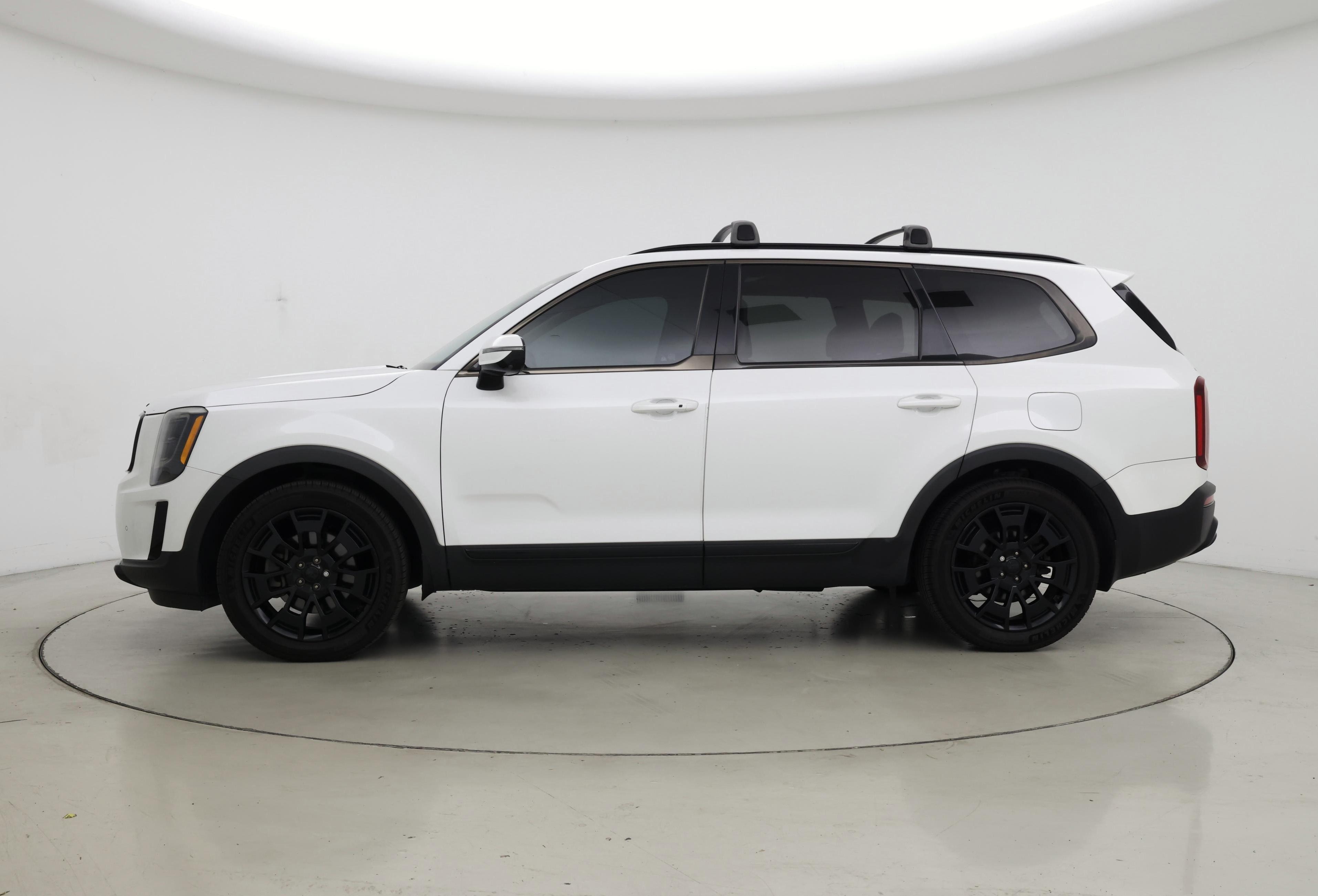 Thumbnail: 2021 Kia Telluride - 3